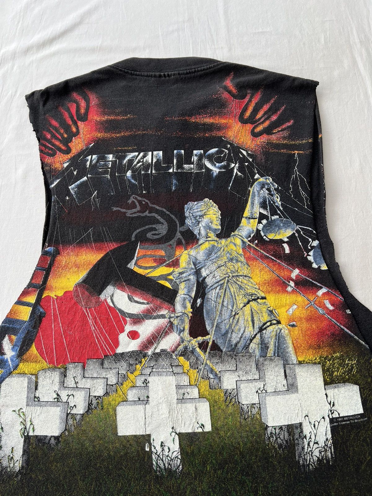 Band Tees Vintage 1991 Metallica Master Of Puppets AOP T-shirt Size US XL / EU 56 / 4 - 12 Thumbnail