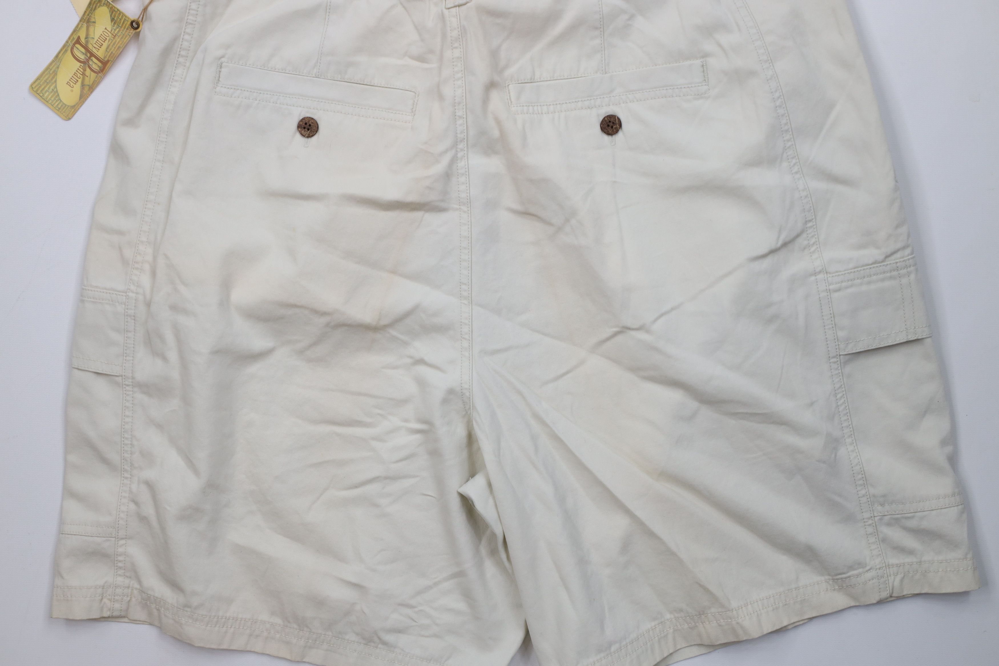 Tommy Bahama Deadstock Vintage 90s Tommy Bahama Knee Cargo Shorts Beige Size US 40 / EU 56 - 15 Thumbnail