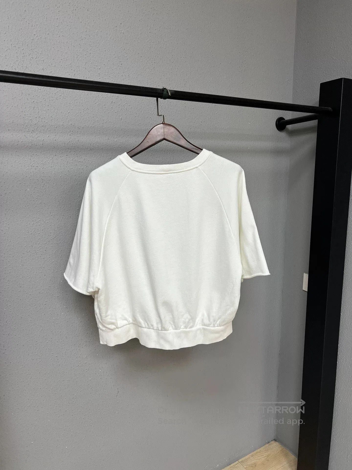 Celine Celine Short Sleeve Sweatshirt in White. Size US M / EU 48-50 / 2 - 2 Thumbnail