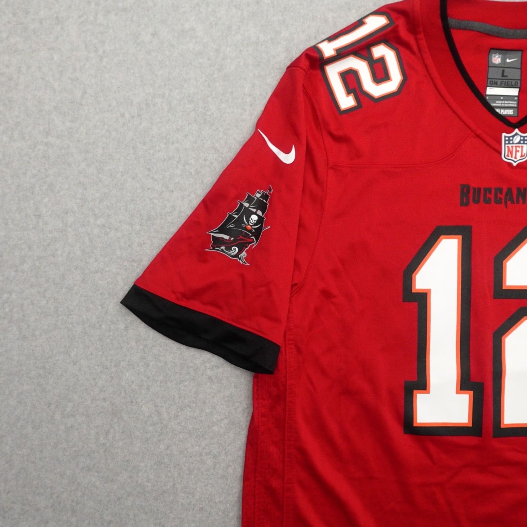 Nike Nike Tampa Bay Buccaneers Jersey Shirt Adult L Red Tom Brady 23X31 OnField NFL Nike MEASUREMENTS ARE PROVIDED IN PICTURES Size US L / EU 52-54 / 3 - 6 Thumbnail