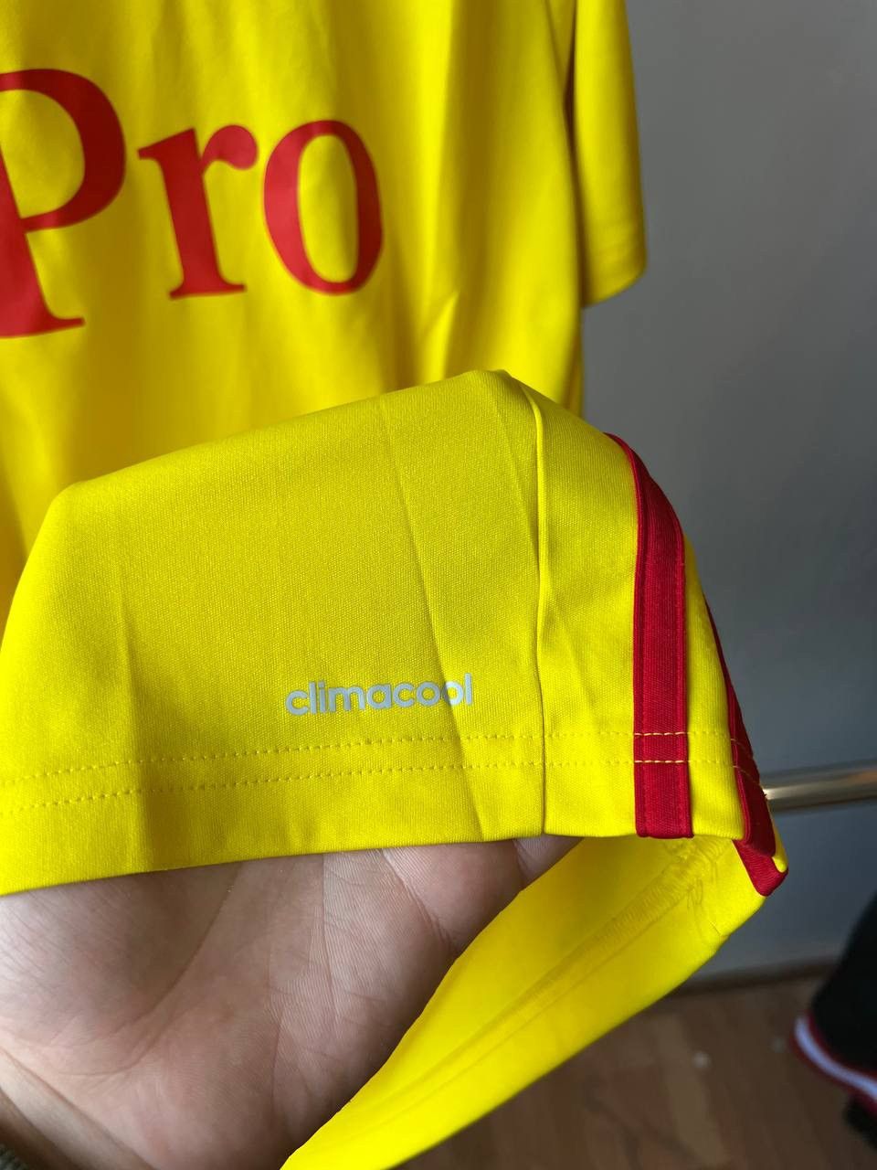 Adidas 2017/18 WATFORD FC HOME SOCCER JERSEY FOOTBALL SHIRT ADIDAS Size US XL / EU 56 / 4 - 7 Thumbnail