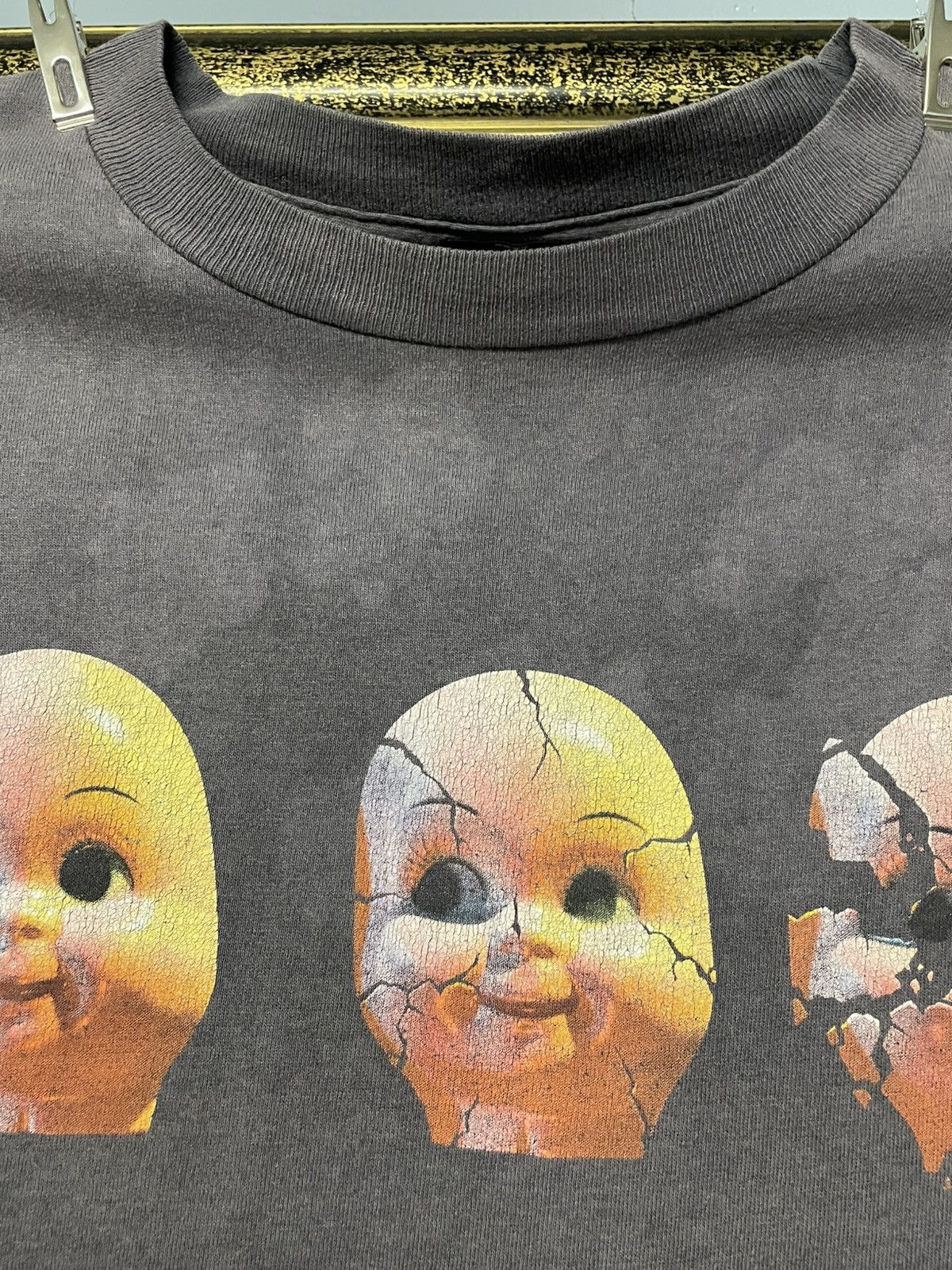 Vintage Vintage 1990s Original Staind Doll Face Sunfaded Rock Tshirt Size US M / EU 48-50 / 2 - 10 Thumbnail