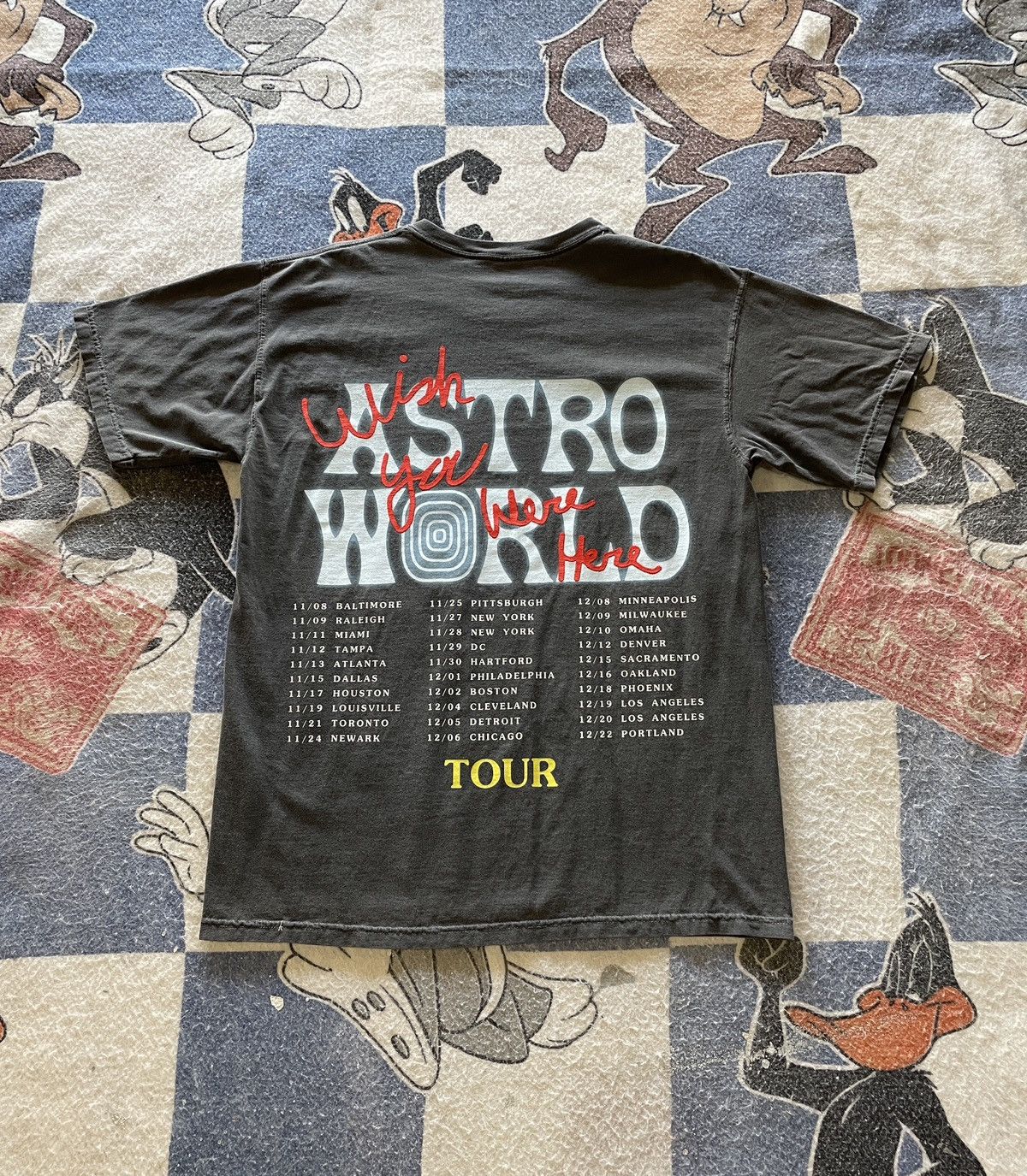 Travis Scott Travis Scott astroworld tour tee Size US L / EU 52-54 / 3 - 4 Thumbnail