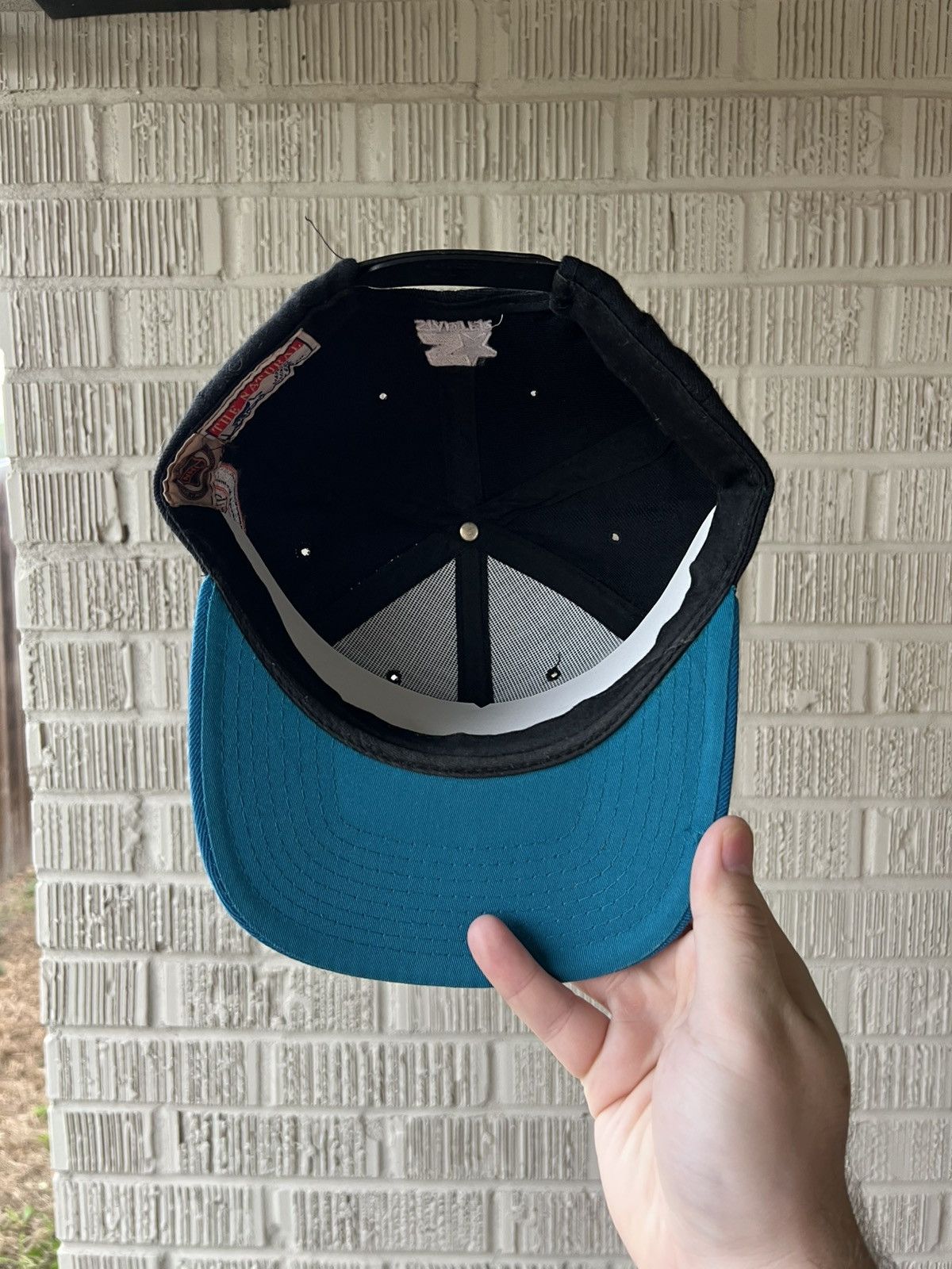Sports Specialties Vintage NHL Starter Wool San Jose Sharks SnapBack Hat Size ONE SIZE - 2 Thumbnail
