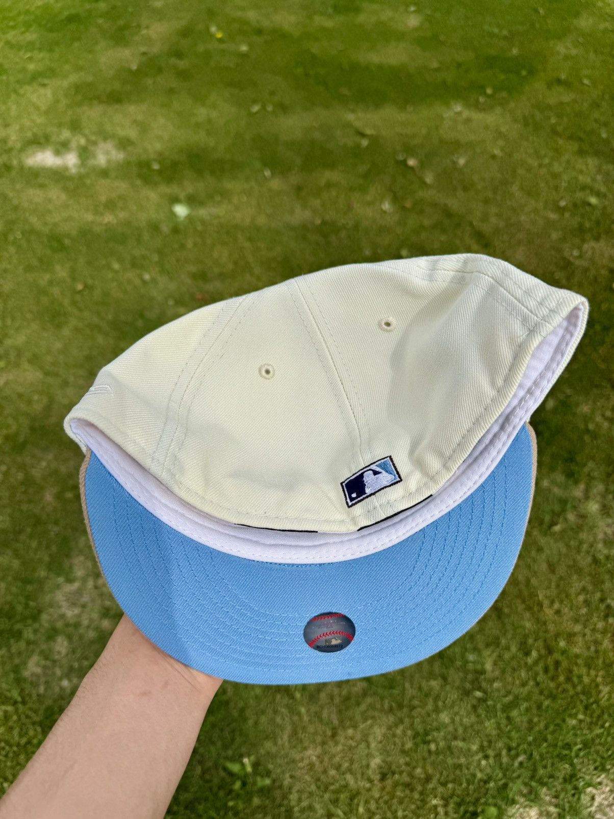 MLB × New Era Pittsburg Pirates Cream Sky Blue - SportsWorld165 - 7 1/4 Size ONE SIZE - 4 Thumbnail