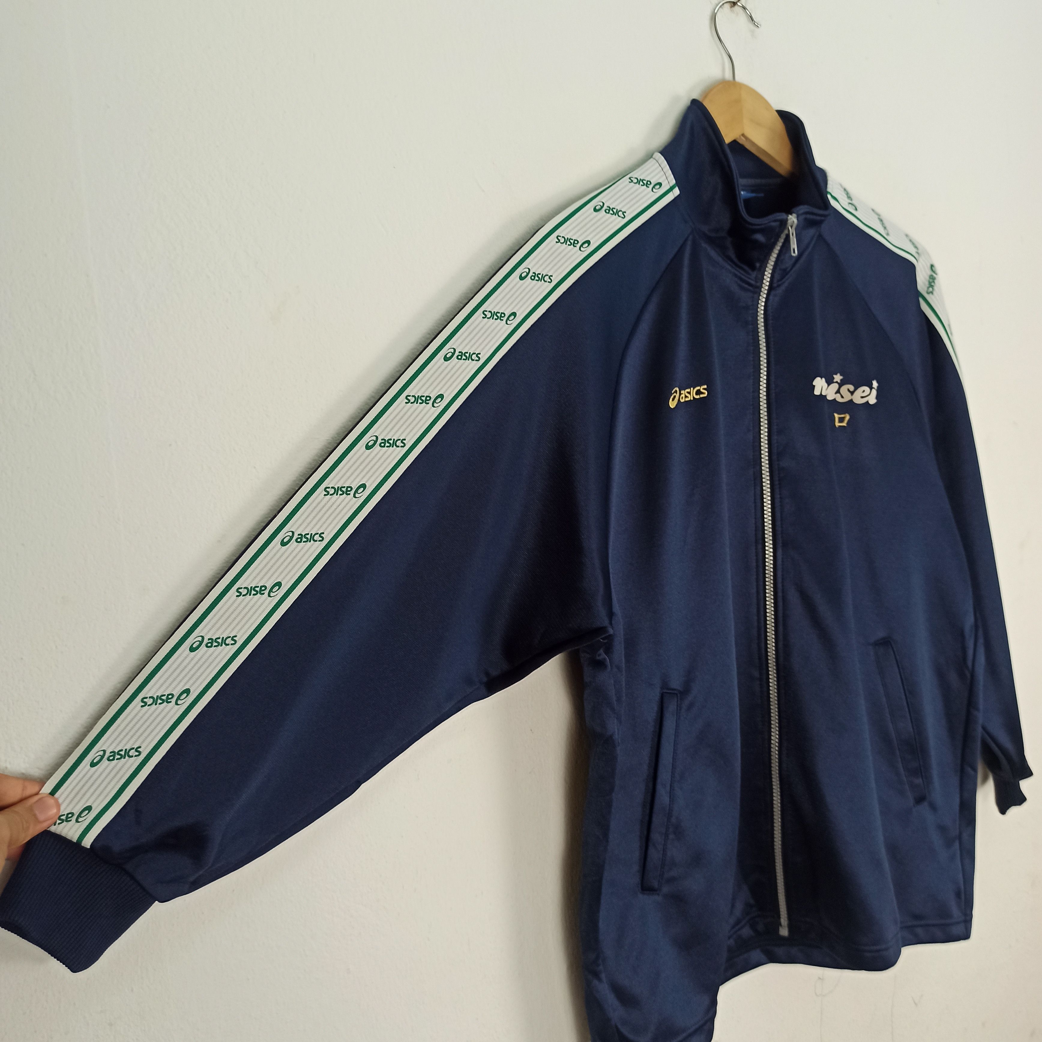Asics Vintage Asics Tracktop Sidetade Size US S / EU 44-46 / 1 - 3 Thumbnail