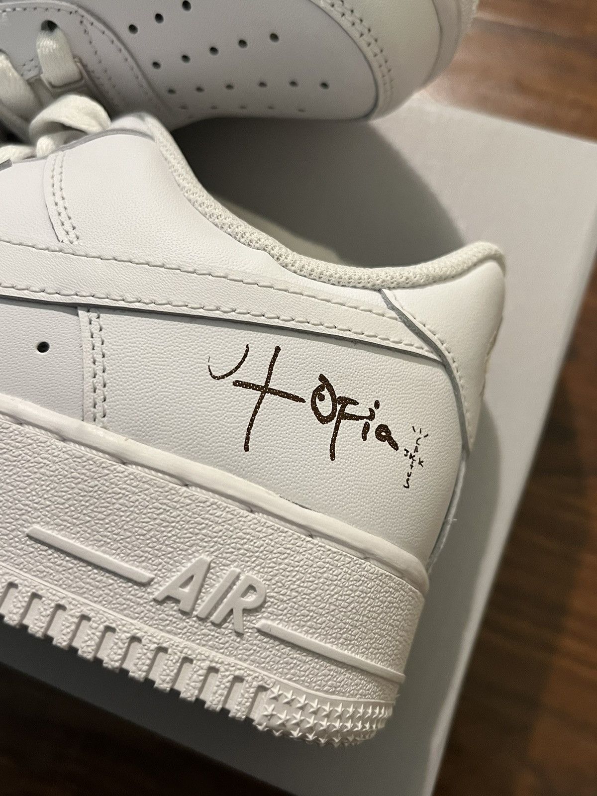 Nike × Travis Scott NIKE x CACTUS JACK AIR FORCE 1 UTOPIA Size US 8 / EU 41 - 2 Thumbnail
