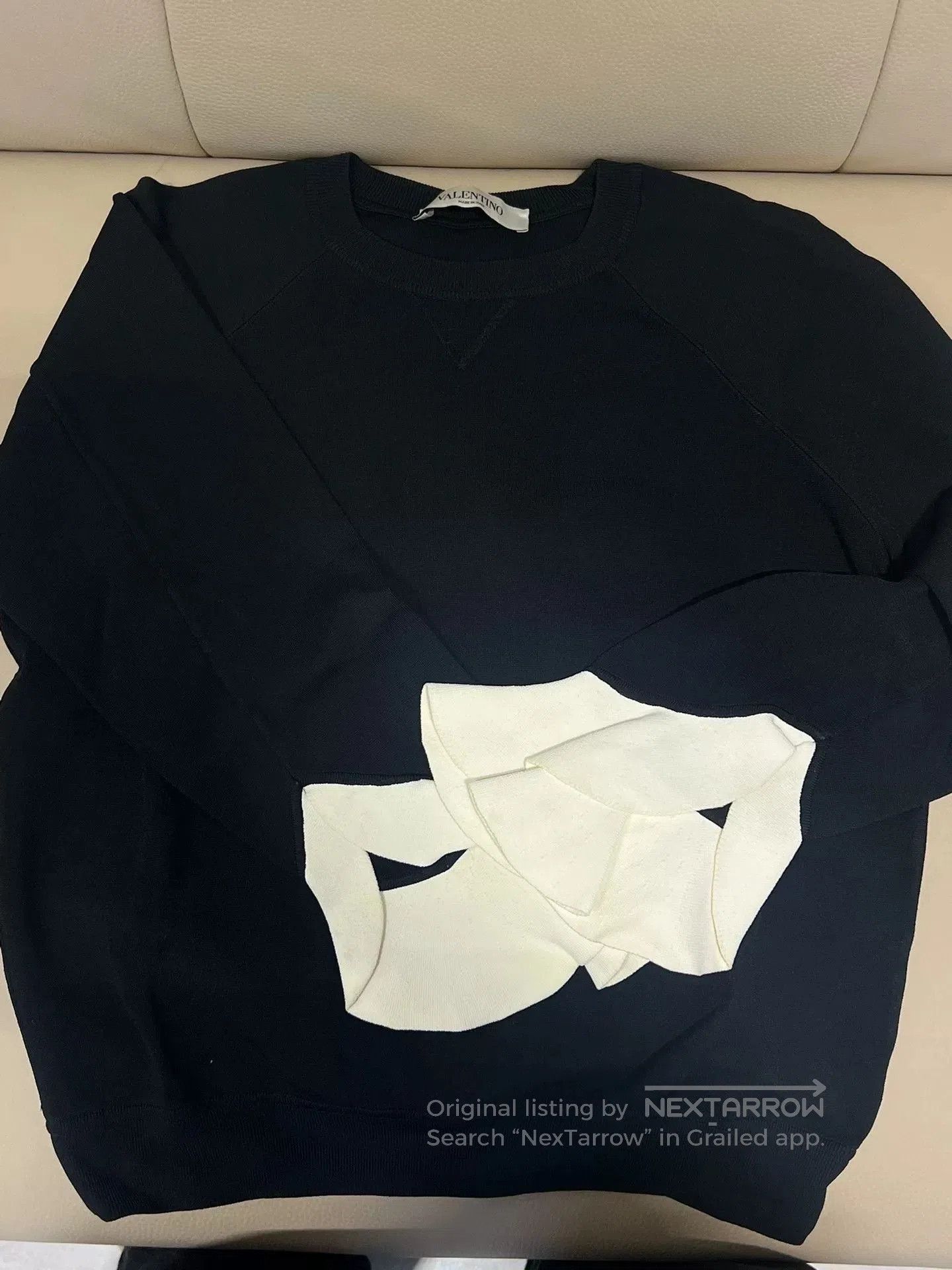 Valentino Valentino Fashionable Top with Unique Sleeves. Size M / US 6-8 / IT 42-44 - 1 Thumbnail