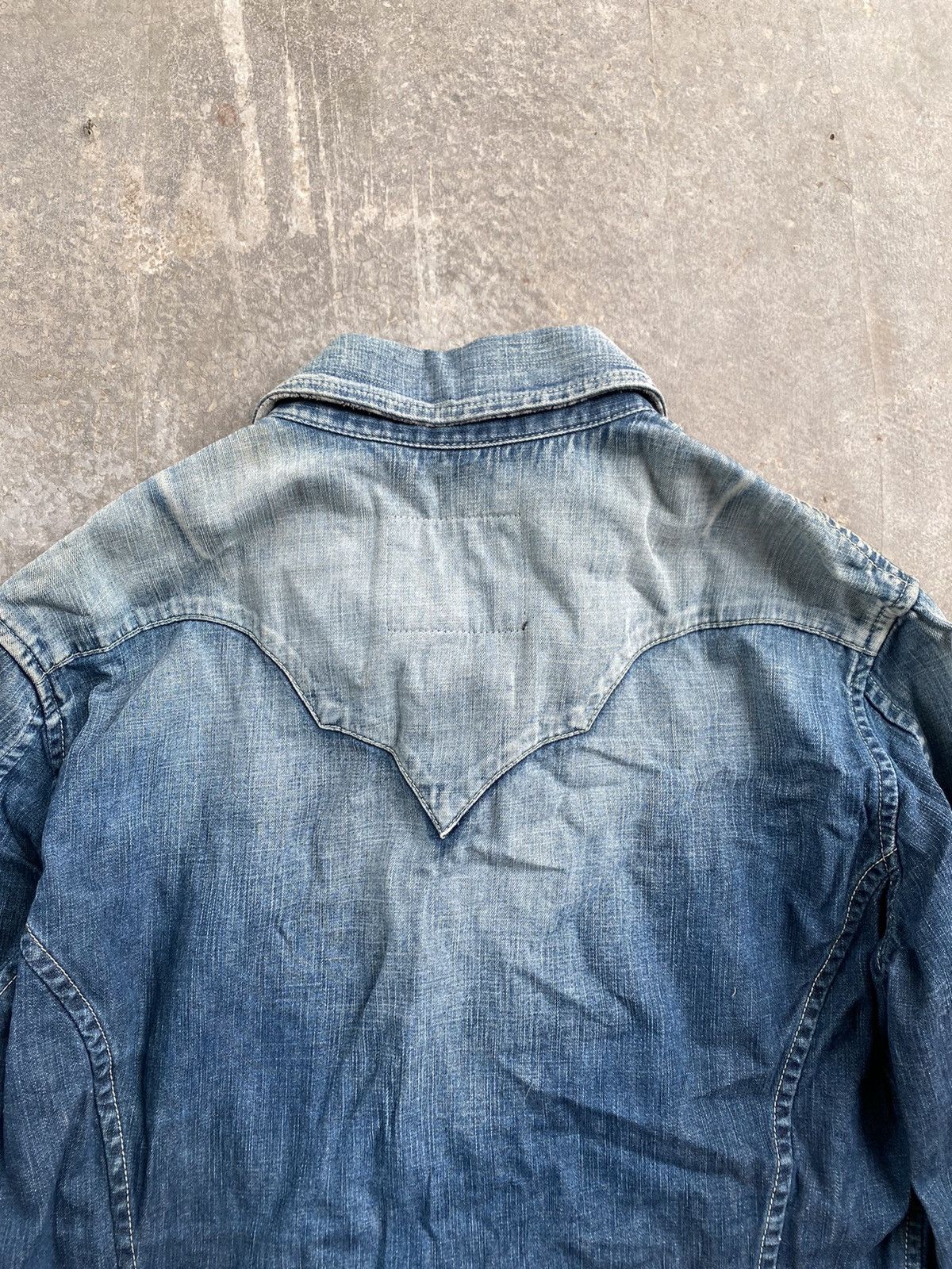 Isamu Katayama Backlash Isamu Katayama Backlash wash western denim shirt Size US S / EU 44-46 / 1 - 12 Thumbnail
