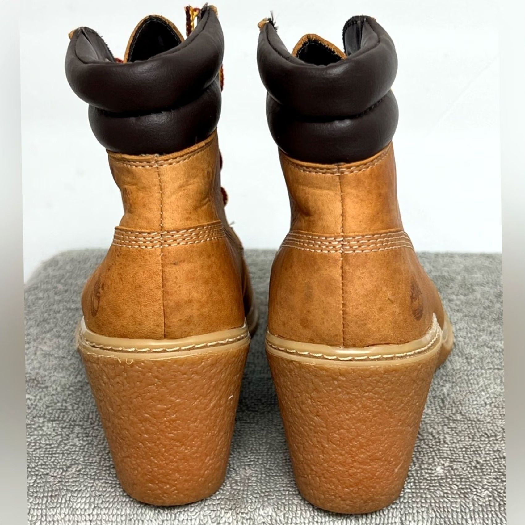 Timberland Timberland Earthkeepers Amston 8251A Wedge Bootie Beige Ankle Women’s Size 7 | Leather Upper | Tan Combat Heel Small Details? No, keep as is Size US 7 / IT 37 - 6 Thumbnail
