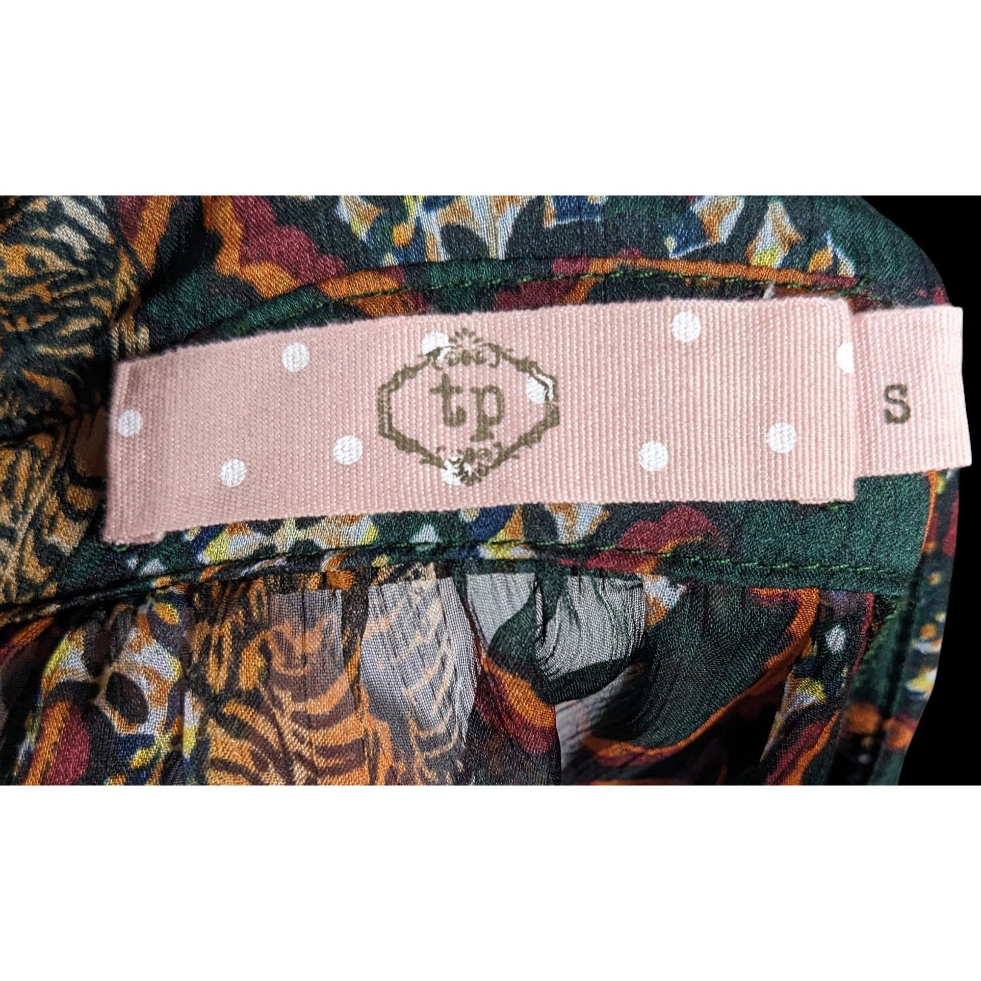 Anthropologie Anthropologie TP Sheer Green Tiger Button Up Blouse Size S / US 4 / IT 40 - 5 Thumbnail