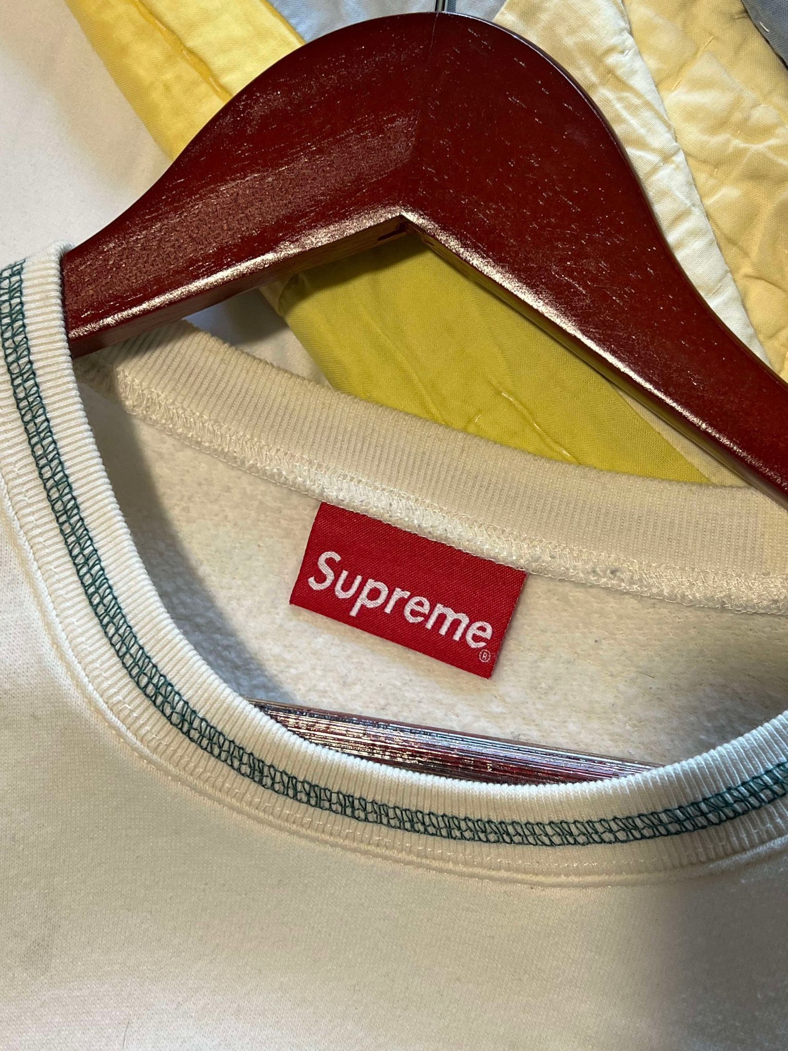 Supreme Supreme Center Stripe Crewneck Size US L / EU 52-54 / 3 - 6 Thumbnail