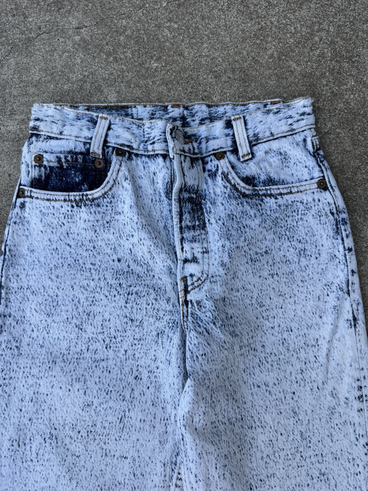 Levi's × Vintage Vtg 90’s Levis 701xx Buttonfly Acid Wash Jeans Size 26x30 Size 26" / US 2 / IT 38 - 7 Thumbnail