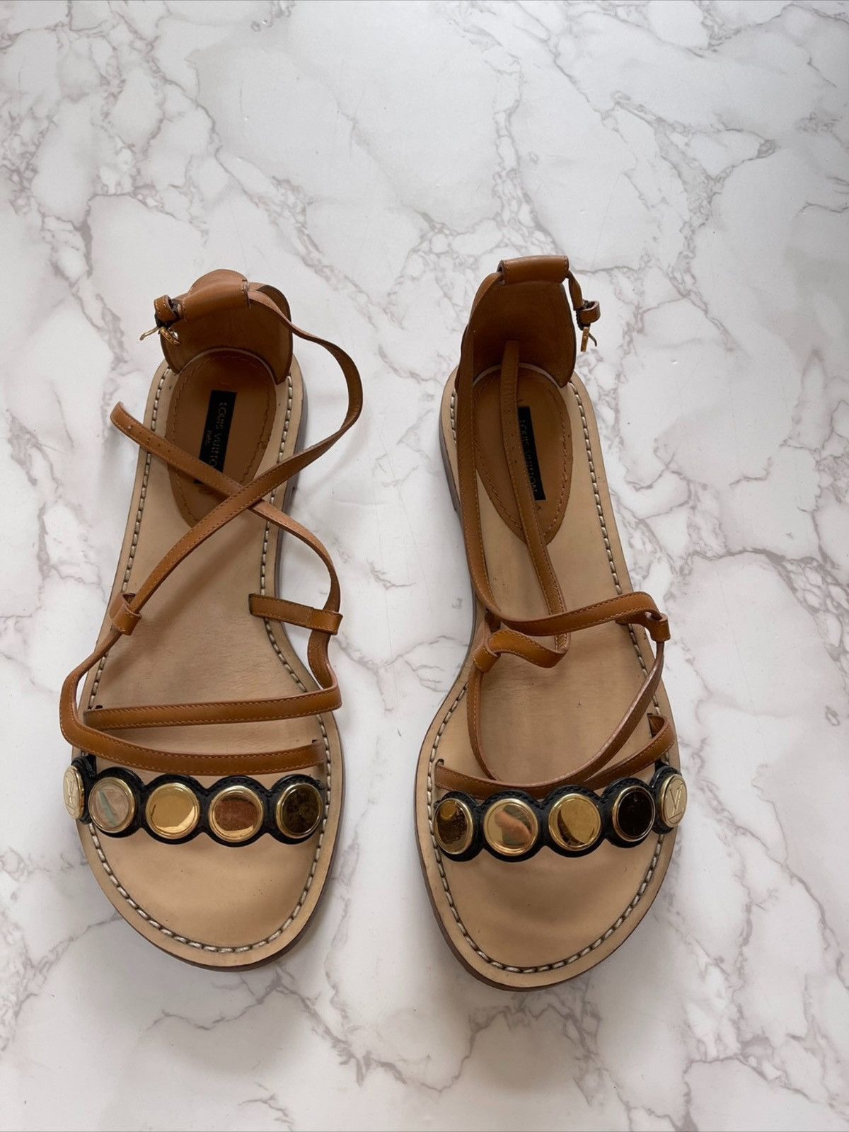 Louis Vuitton Louis Vuitton Gold Leather sandal Size US 8.5 / IT 38.5 - 1 Thumbnail