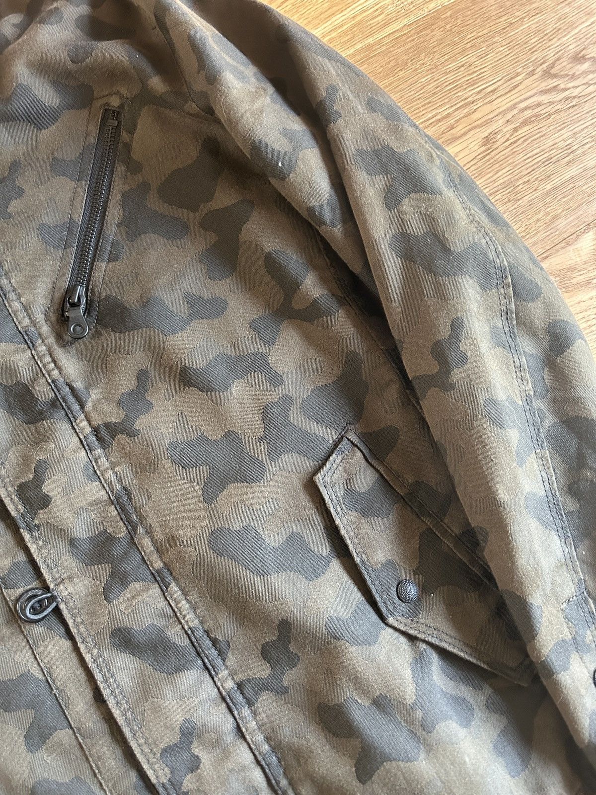 Japanese Brand Vintage Japanese Brand Cargo Camo Jacket Size US M / EU 48-50 / 2 - 4 Thumbnail
