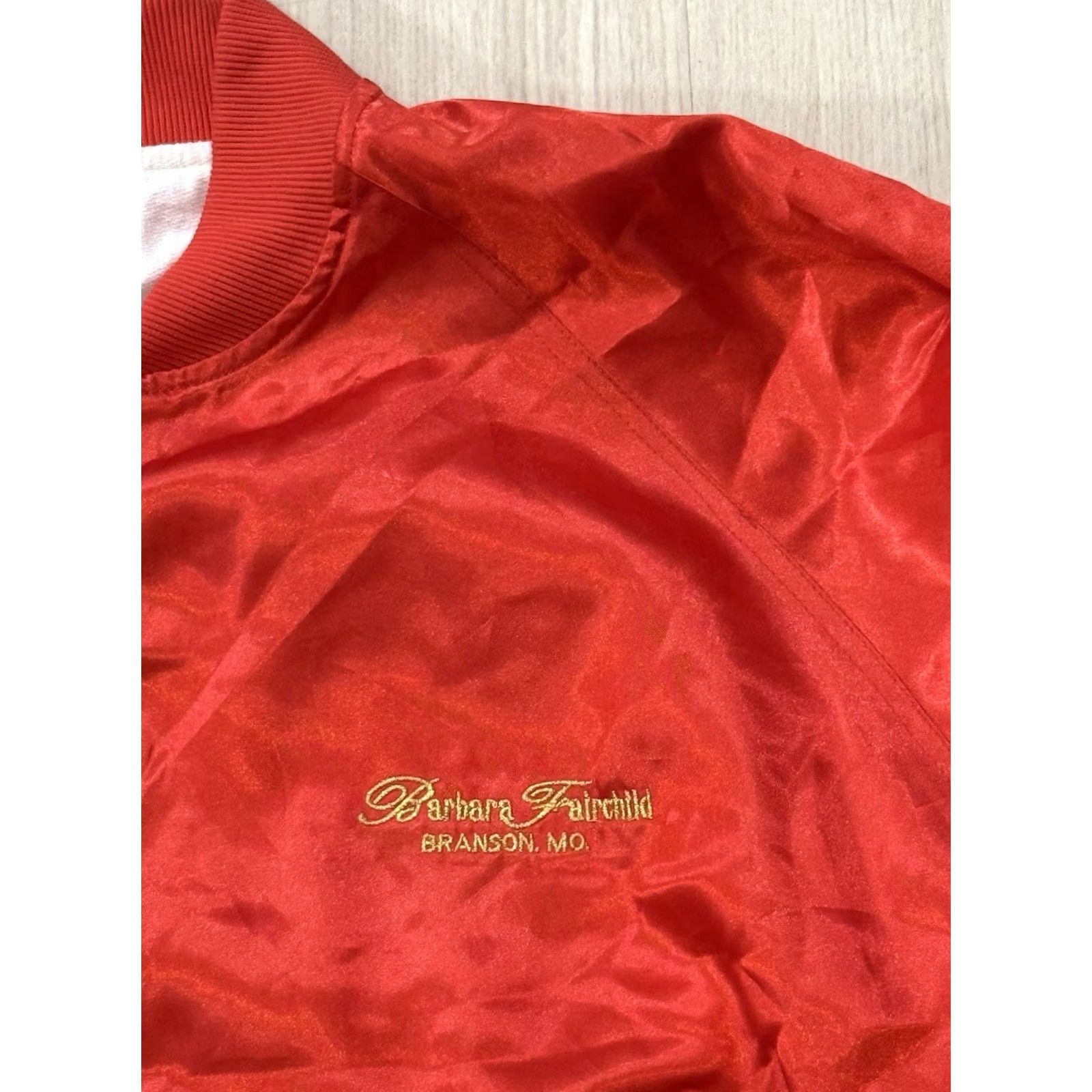 Vintage VINTAGE Barbara Fairchild Teddy Bear Song Bomber Jacket M Red Unisex Adults 90s 70s 80s Country Logo Zipper Full Zip Limited Edition All Seasons Size US M / EU 48-50 / 2 - 7 Thumbnail