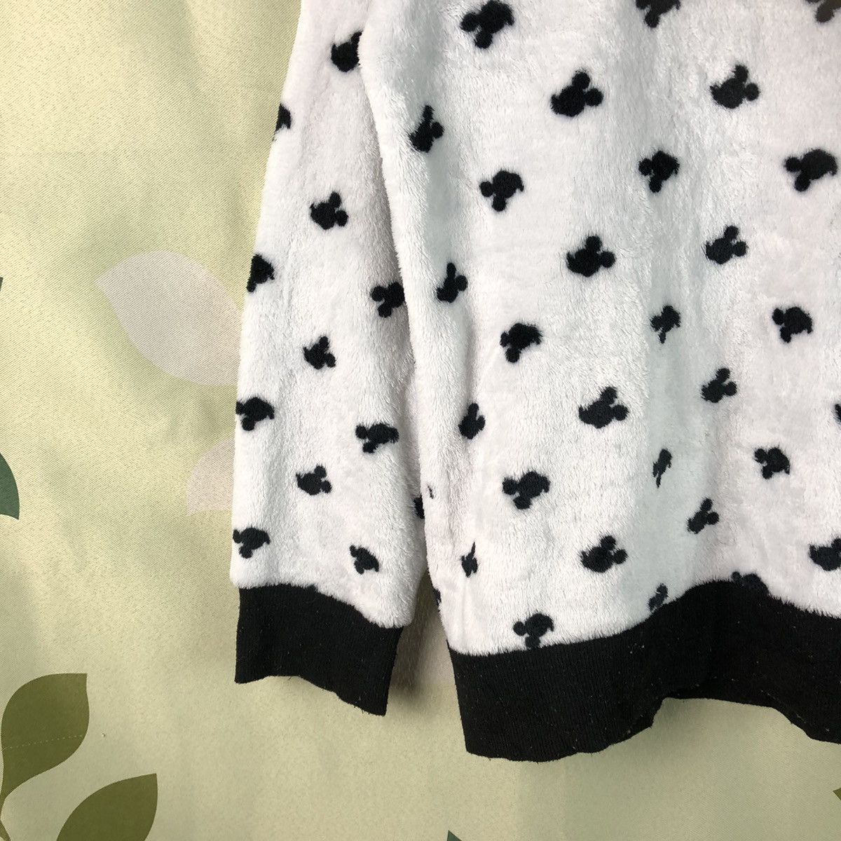Cartoon Network × Disney × Mickey Mouse Disney Mickey Mouse vintage dotted White Hoodie #7455 Size US L / EU 52-54 / 3 - 7 Thumbnail