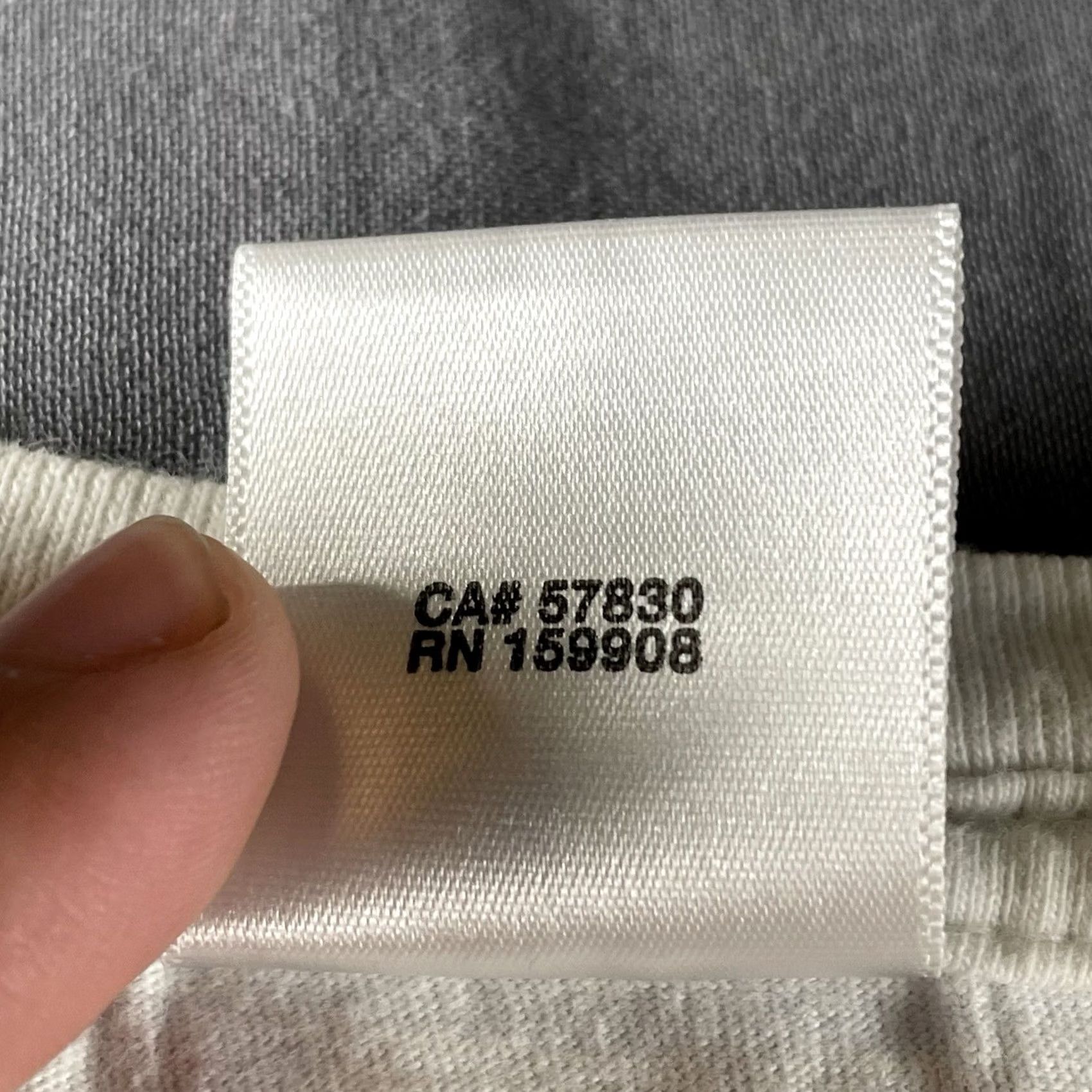 Vintage OVO Shirt Mens XL Scarborough Shooting Stars Limited Edition CEBL Drake Drake Logo Cotton T-Shirt White Short Sleeve Round Neck 2020s Size US XL / EU 56 / 4 - 4 Thumbnail