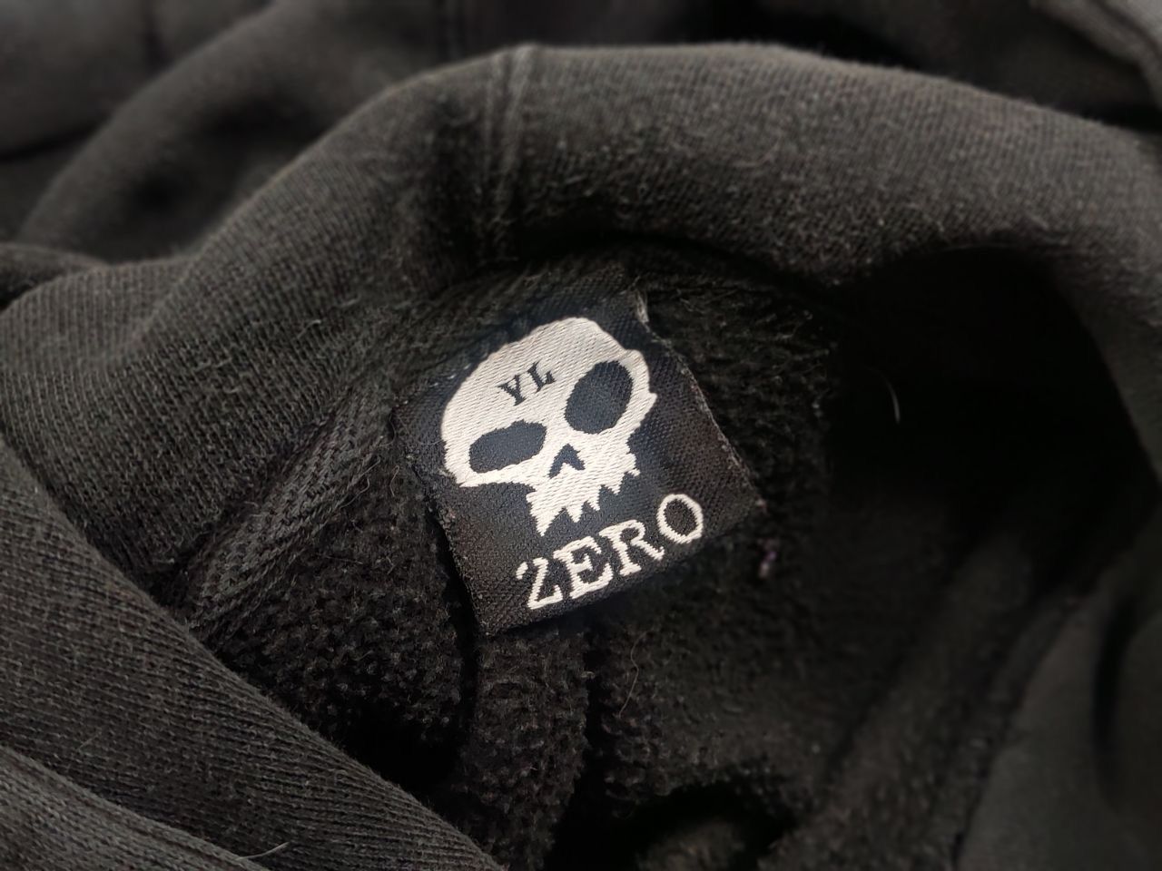 Japanese Brand Vintage 90's Zero Logo skateboards Distressed Faded Hoodie Size US XS / EU 42 / 0 - 14 Thumbnail