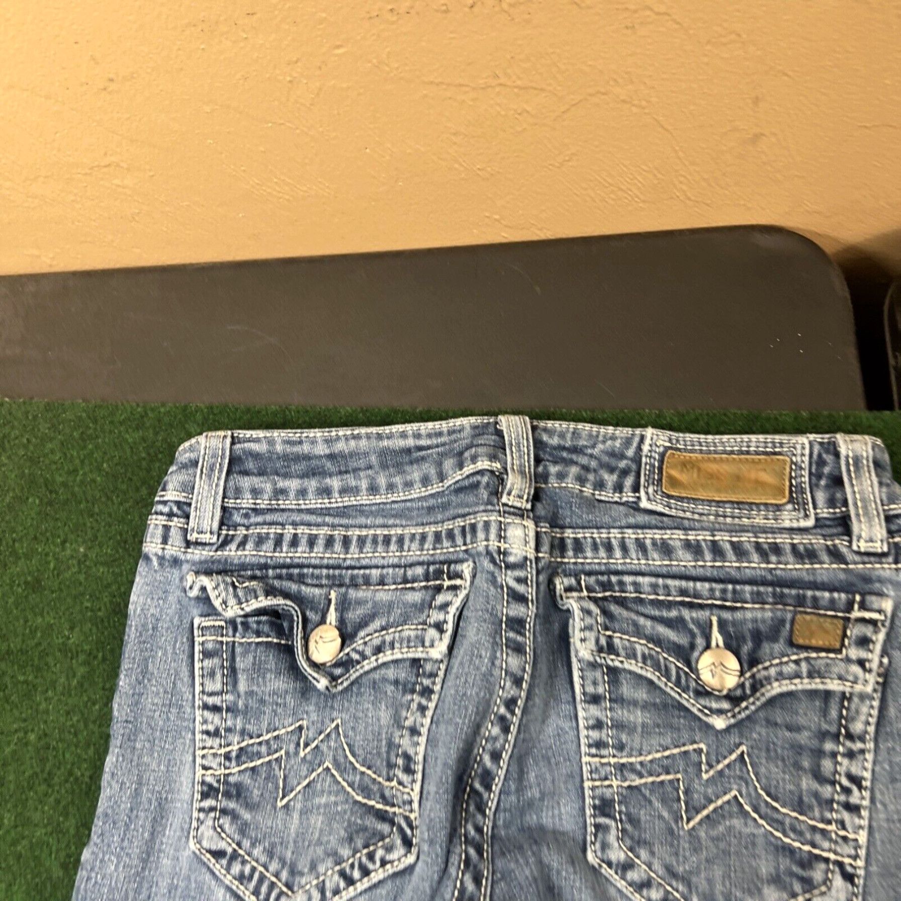 Miss Me Miss Me Women Blue Jeans Sz 30 29x29 Irene Boot Cut Medium Wash Flap Pockets Size 30" / US 8 / IT 44 - 4 Thumbnail