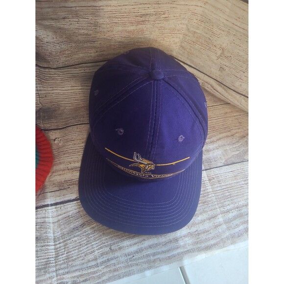 American Needle Vtg Minnesota Vikings Ann co snapback hat Split bar Size ONE SIZE - 4 Thumbnail