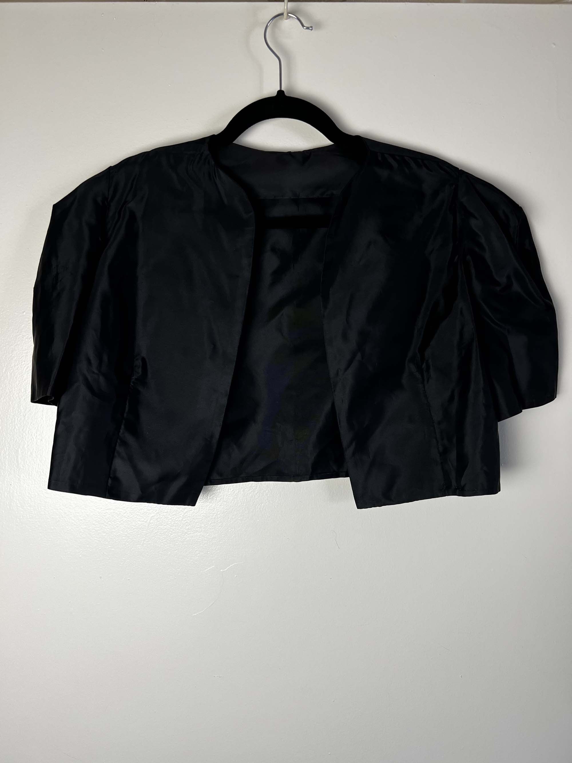 Vintage Vintage 1950s-1960s Black Short Puffy Cropped Bolero Jacket Size L / US 10 / IT 46 - 12 Thumbnail