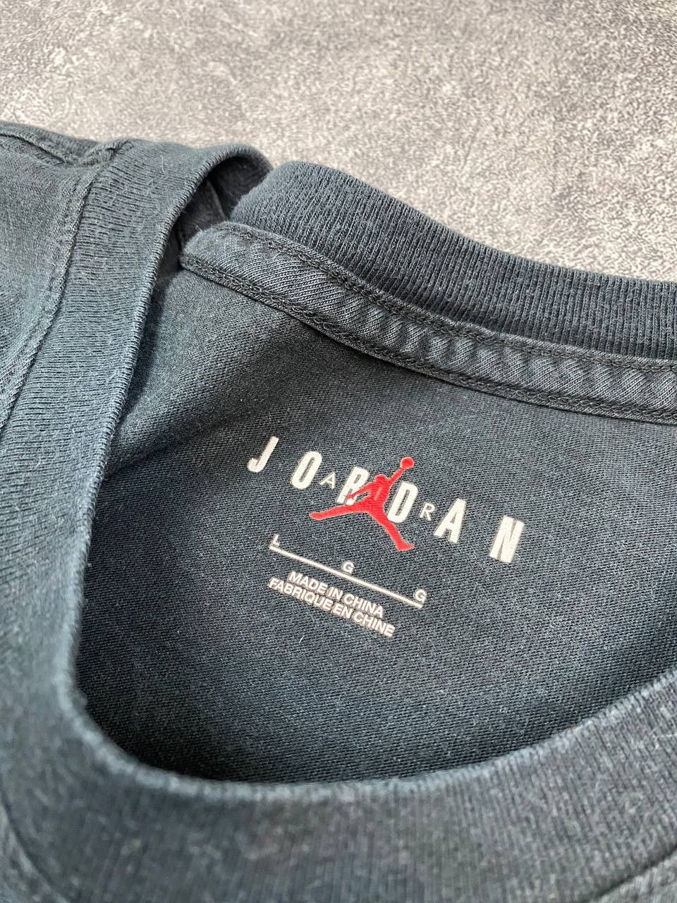 Nike × Vintage Vintage Nike Jordan Faded Tee Shirt Size US L / EU 52-54 / 3 - 9 Thumbnail