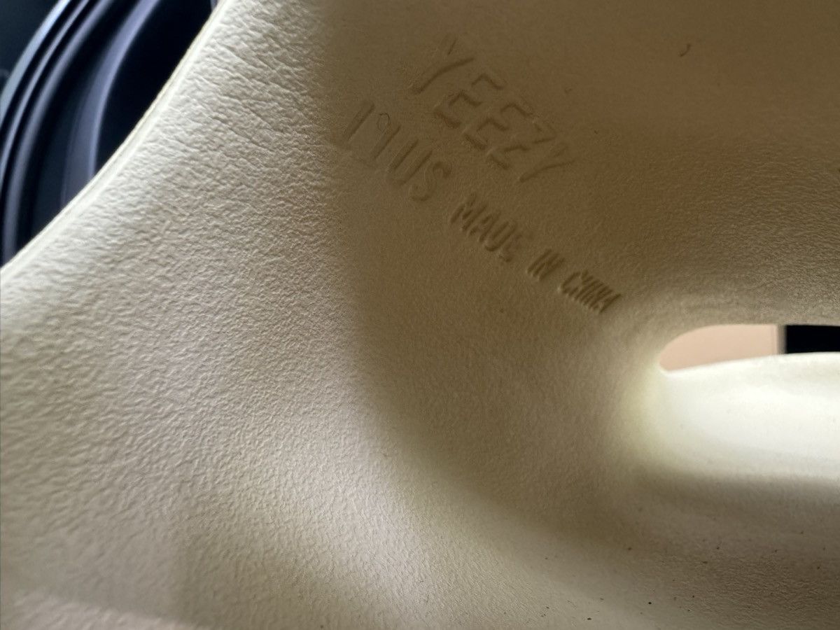 Yeezy Yeezy Slide Bone Size US 11 / EU 44 - 6 Thumbnail