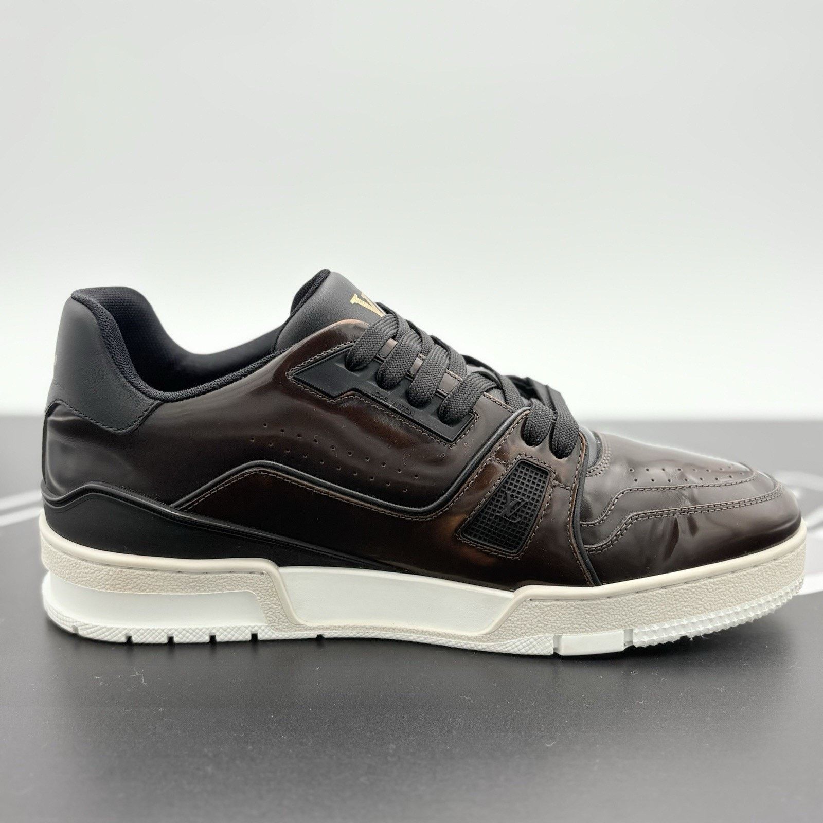 Louis Vuitton Louis Vuitton Trainer ' Brown Patent ' | SUPER CLEAN! Size US 9 / EU 42 - 10 Thumbnail