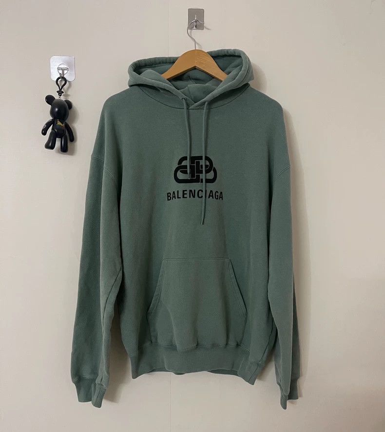 Balenciaga Balenciaga Lock Hoodie Size US S / EU 44-46 / 1 - 1 Thumbnail