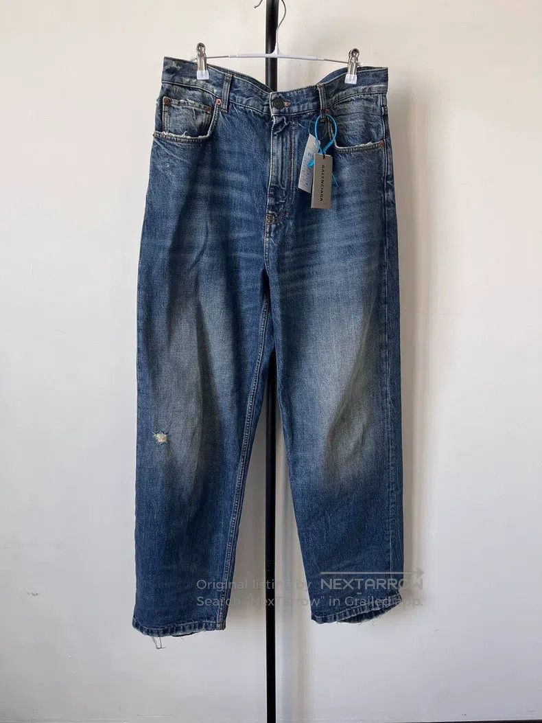 Balenciaga Balenciaga size M Cut and washed denim jeans Size US 27 - 1 Thumbnail