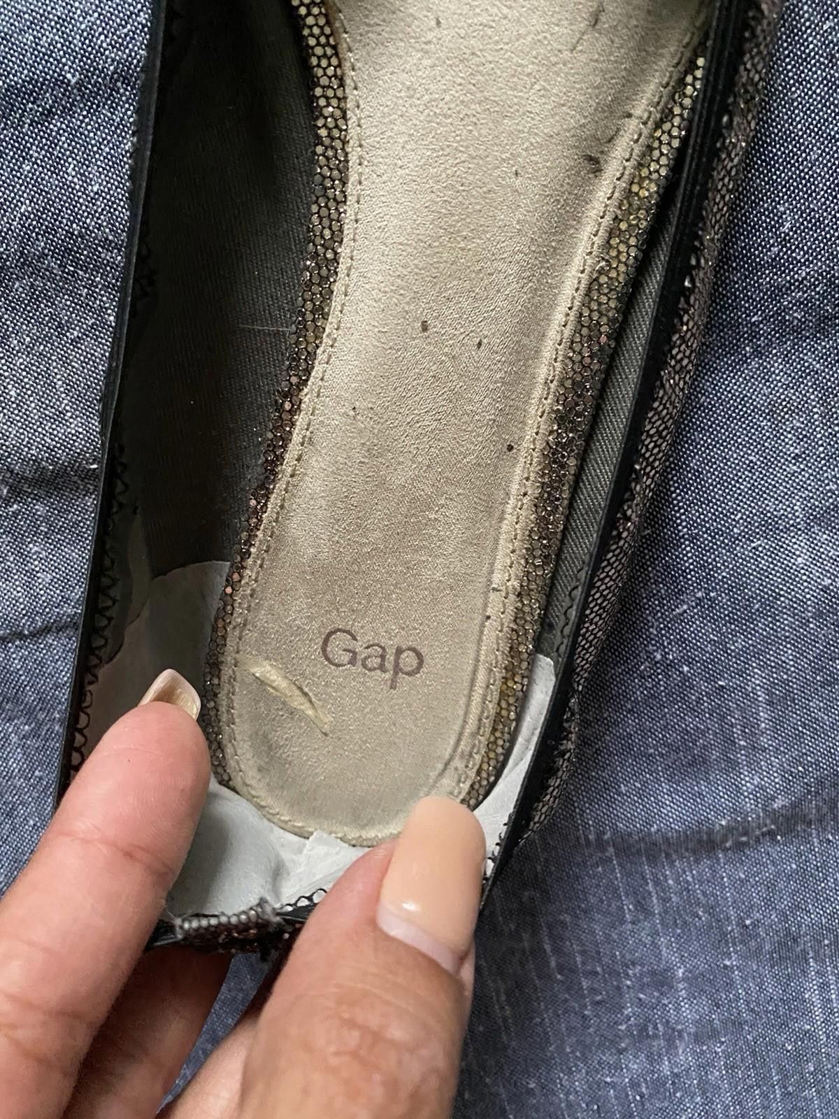 Gap Women's 7.5 Sparkling Gold W/ black Trim Ballet Flats By Gap Size US 7.5 / IT 37.5 - 2 Thumbnail