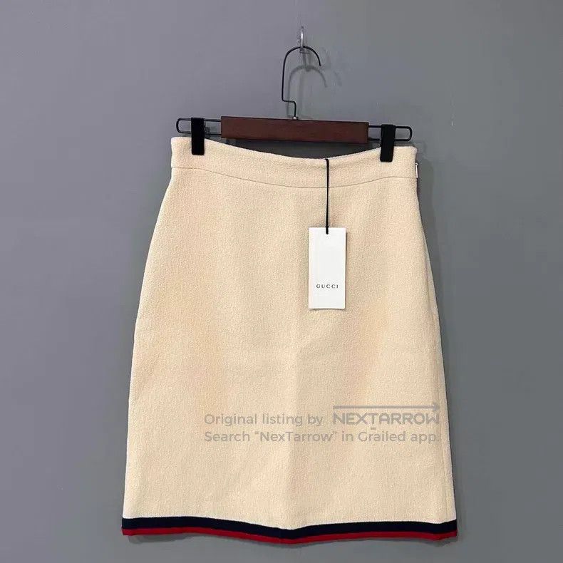 Gucci Gucci Milk-white striped skirt Size 26" / US 2 / IT 38 - 1 Thumbnail