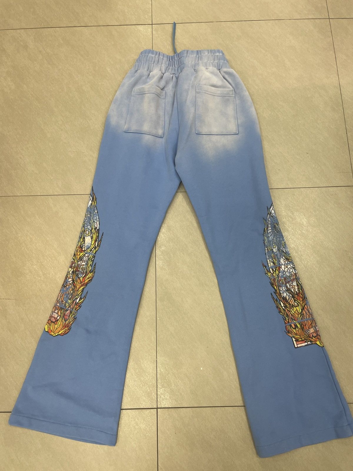 Who Decides War Who Decides War Faded Flame Glass X-Small Size US 28 / EU 44 - 2 Thumbnail