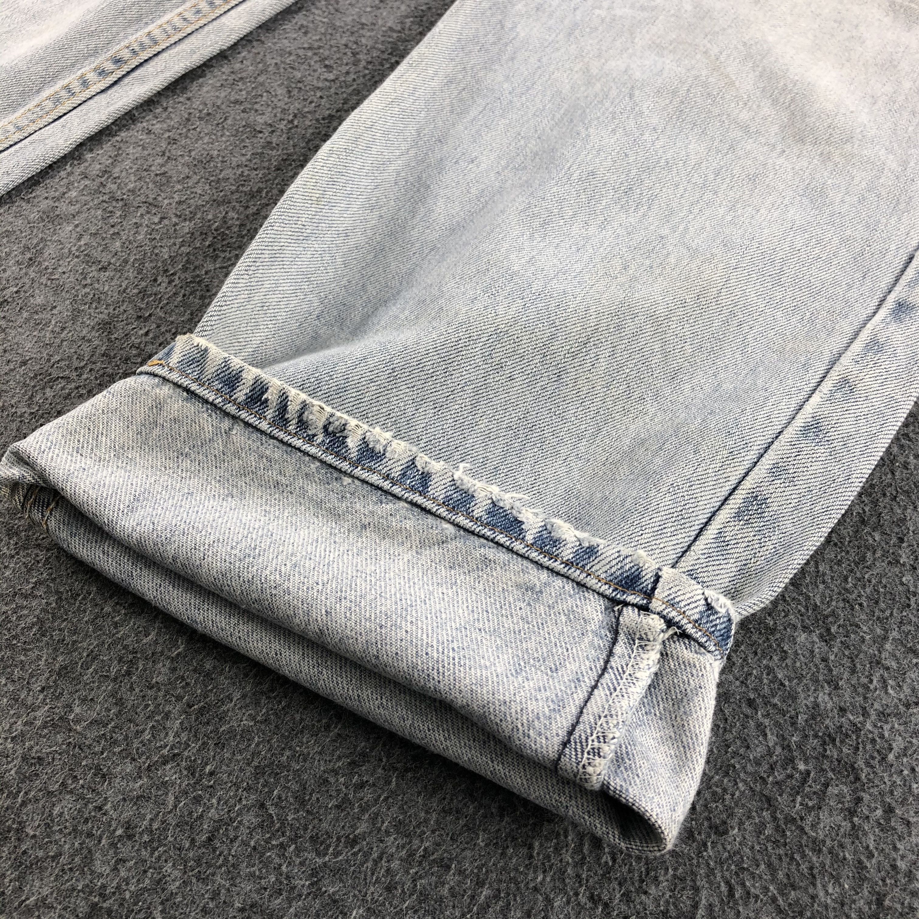Levi's Light Wash Vintage Levis 550 Jeans-J1132 Size US 33 - 7 Thumbnail