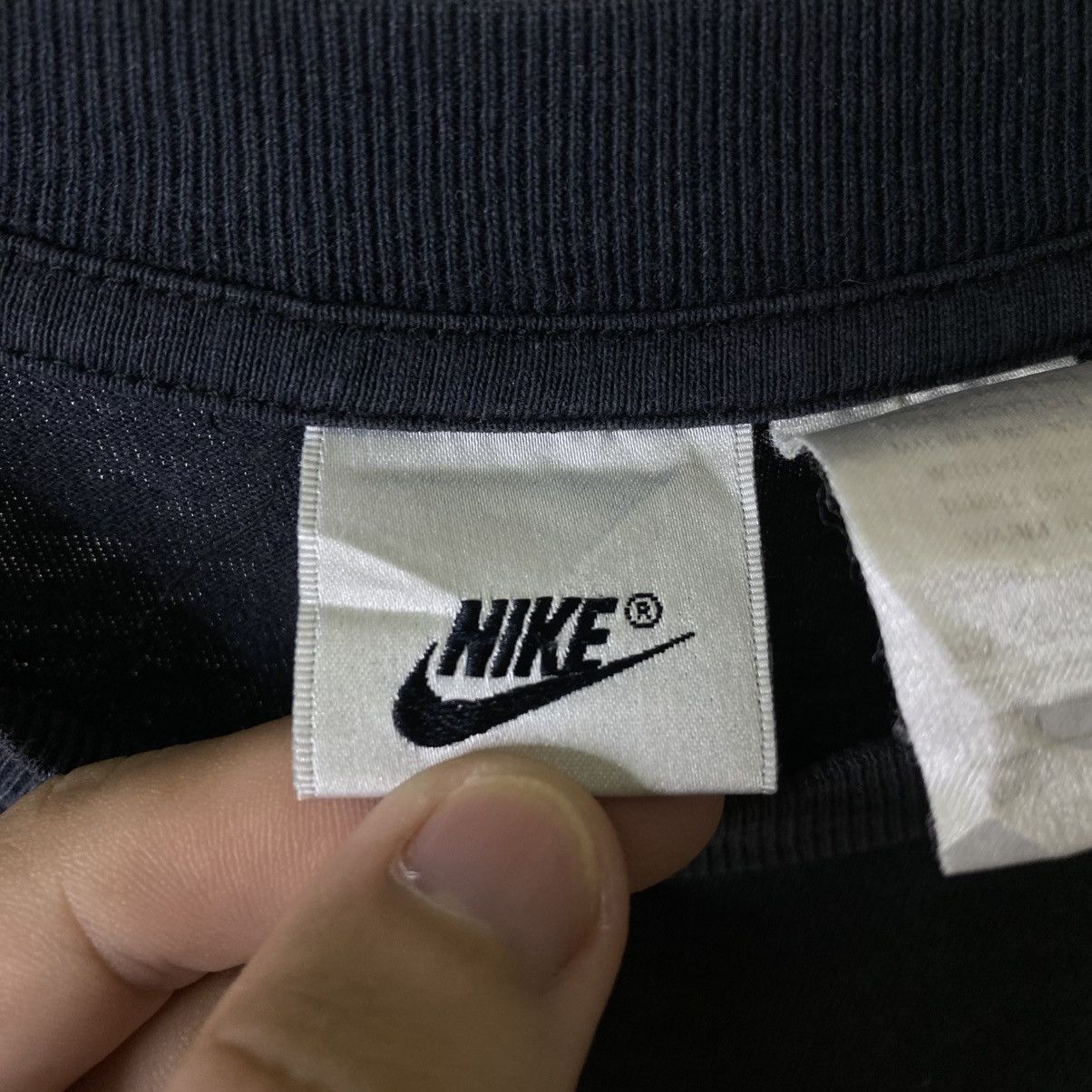 Nike Vintage 1990s Nike Air Fades Black Tee Travis Style Size US L / EU 52-54 / 3 - 4 Thumbnail