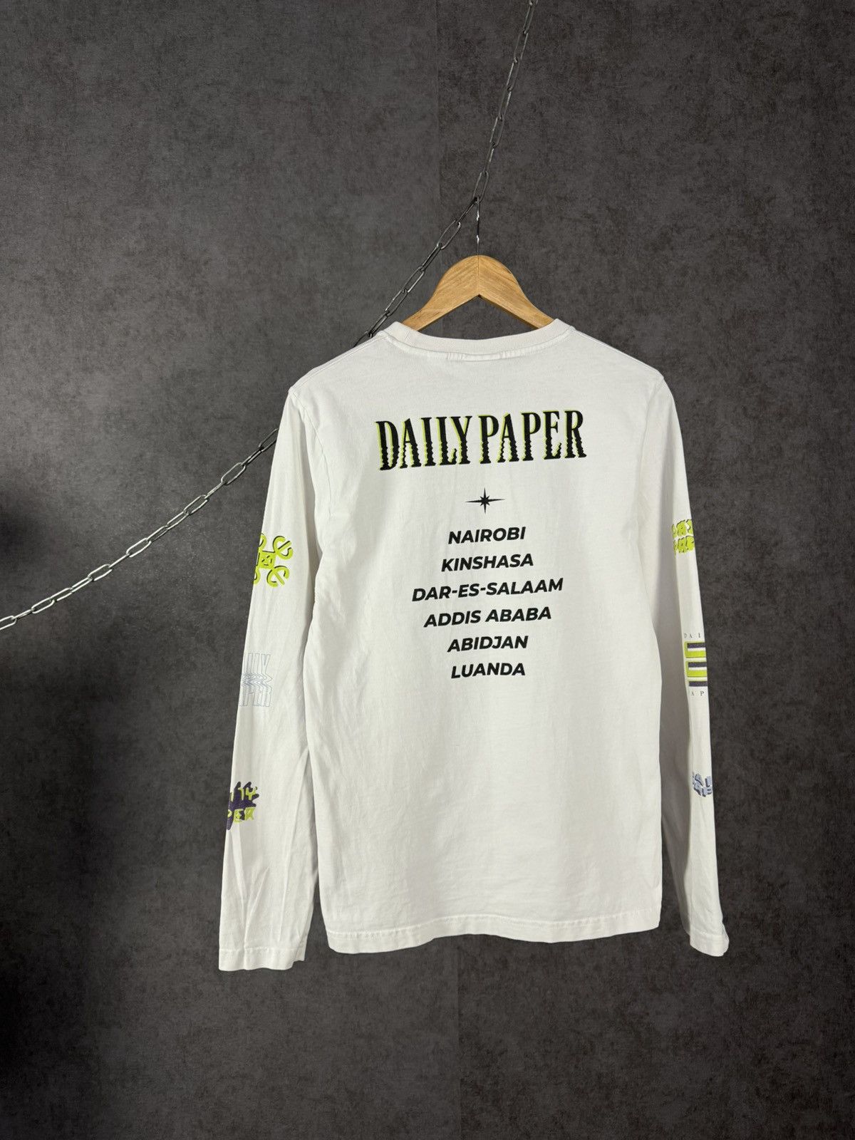 Daily Paper Daily Paper designer overprinted longsleeve Size US XS / EU 42 / 0 - 7 Thumbnail