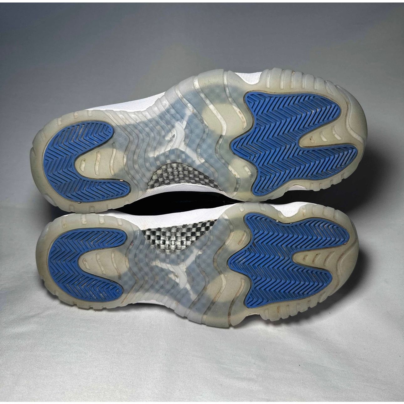 Jordan Brand × Nike Size 8.5 Nike Air Jordan 11 Retro Low Space Jam Men's Shoes Size US 8.5 / EU 41-42 - 6 Thumbnail