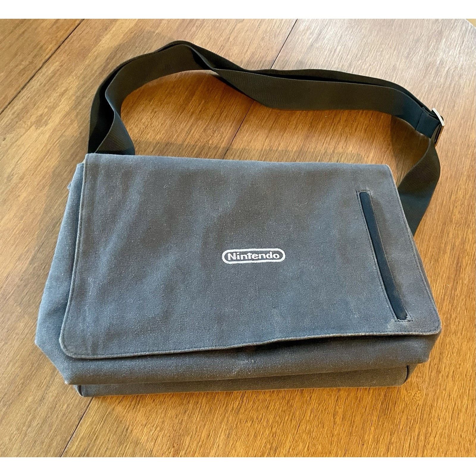 Nintendo Nintendo NMI Employee Promo Canvas Messenger Bag Rare Size ONE SIZE - 4 Thumbnail
