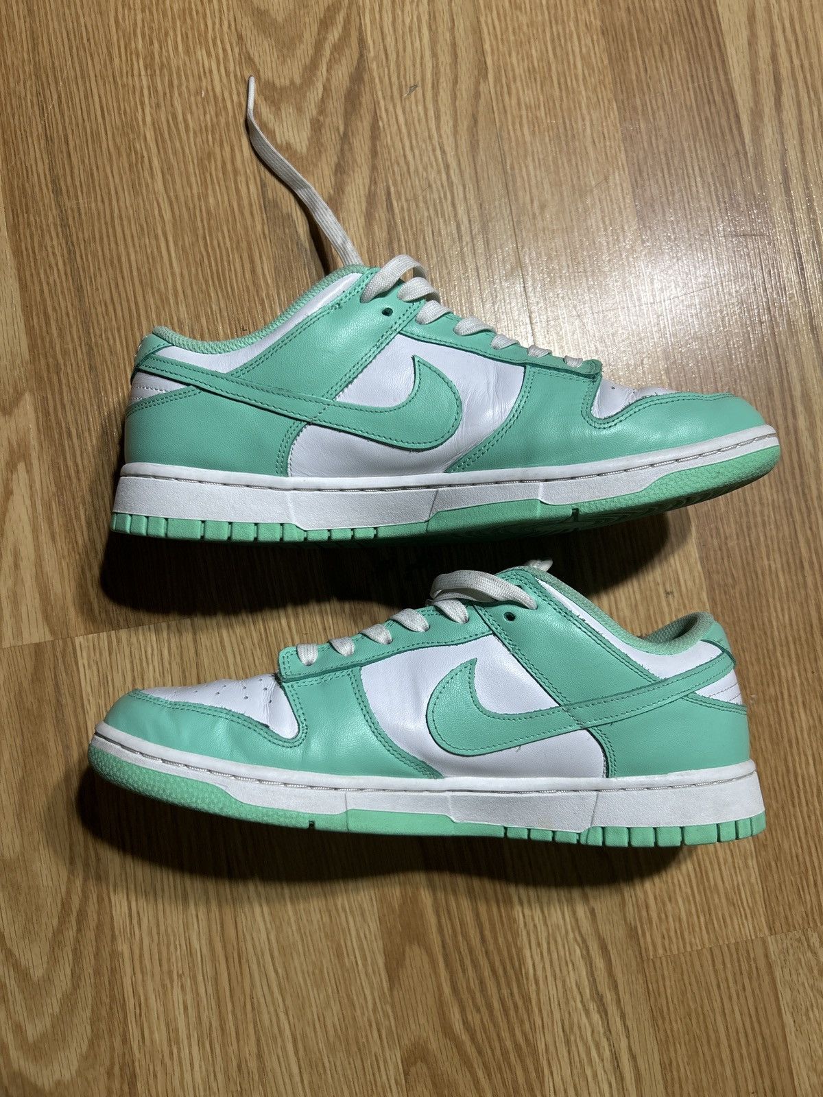 Nike NIKE DUNK LOW GREEN GLOW Size US 11 / IT 41 - 2 Thumbnail
