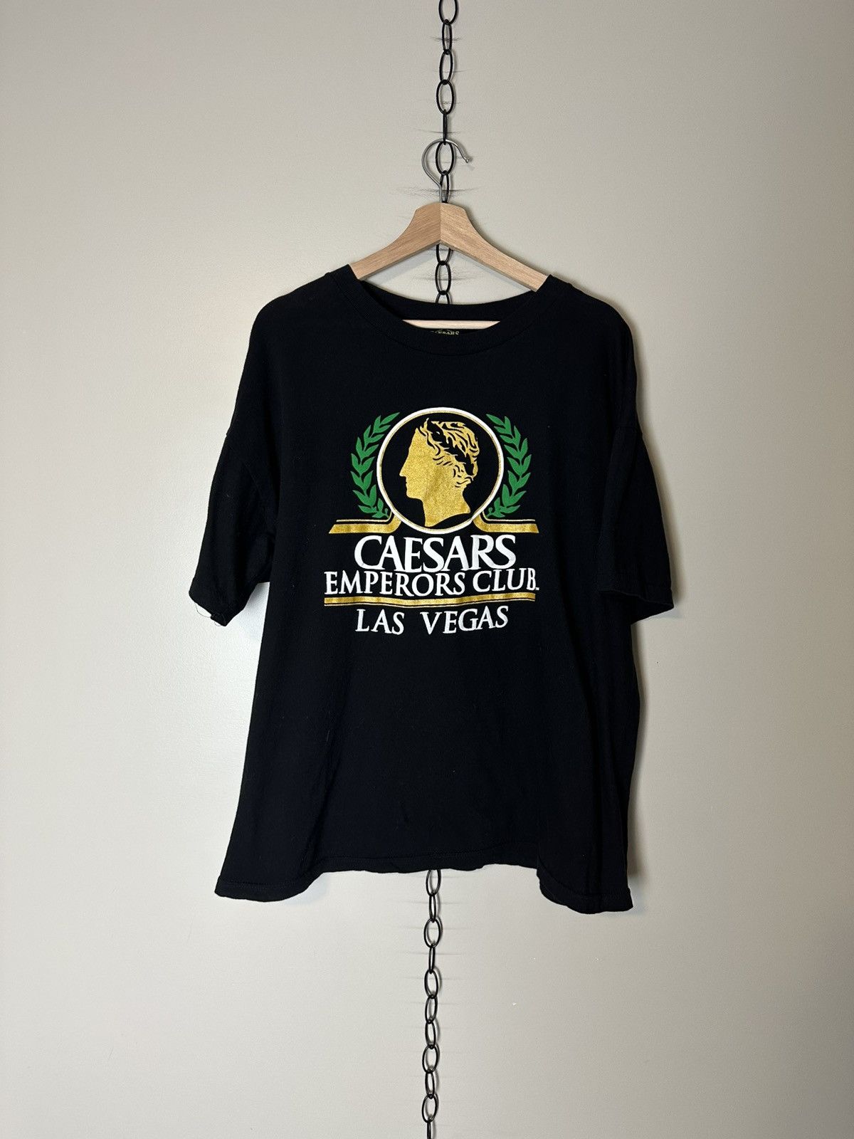 Vintage Vintage Caesars Emperors Club Las Vegas T-shirt Size XL Size US XL / EU 56 / 4 - 1 Thumbnail