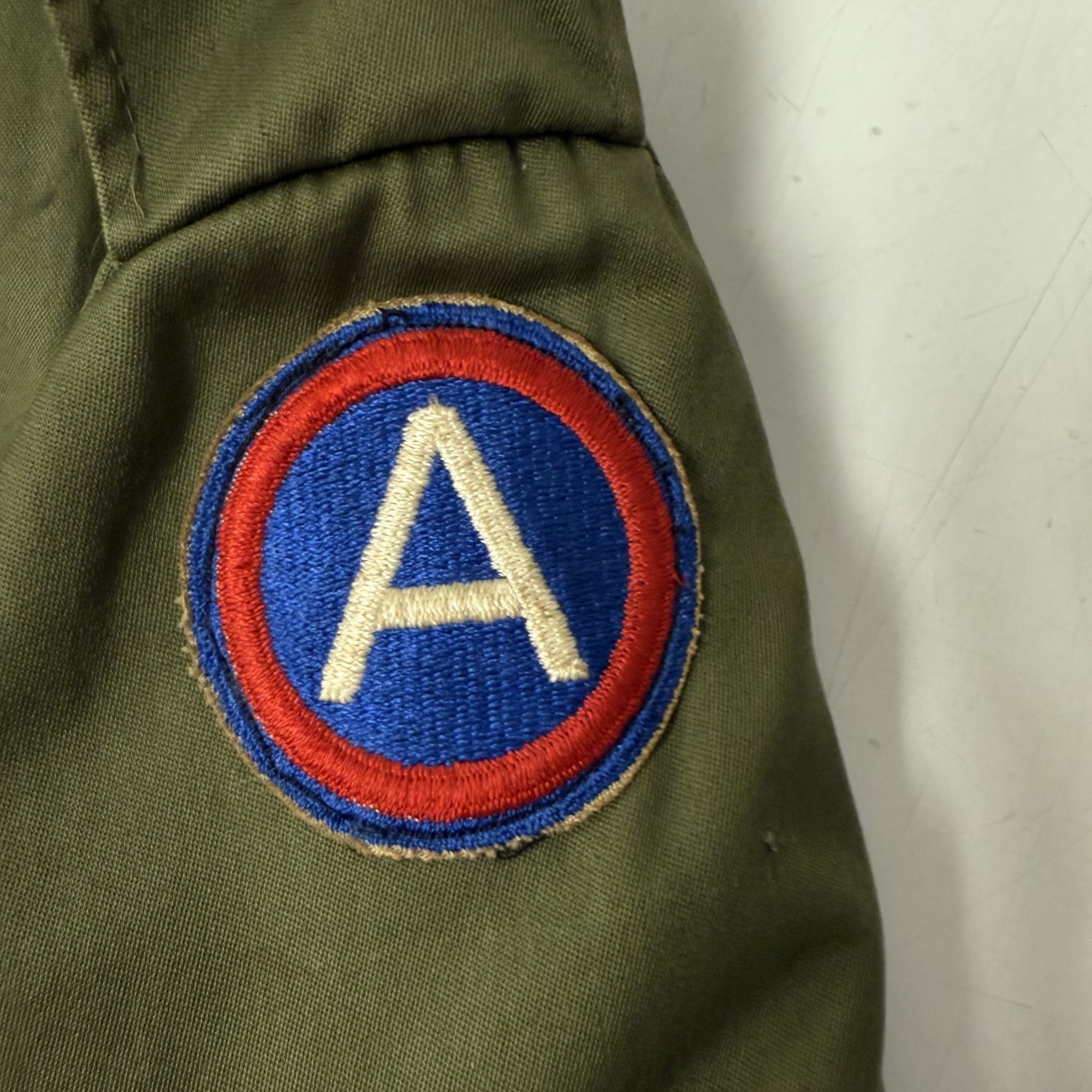 Other Vtg Military OG107 KOREAN WAR 1953 US 3rd Army Patch Trench Size US M / EU 48-50 / 2 - 13 Thumbnail