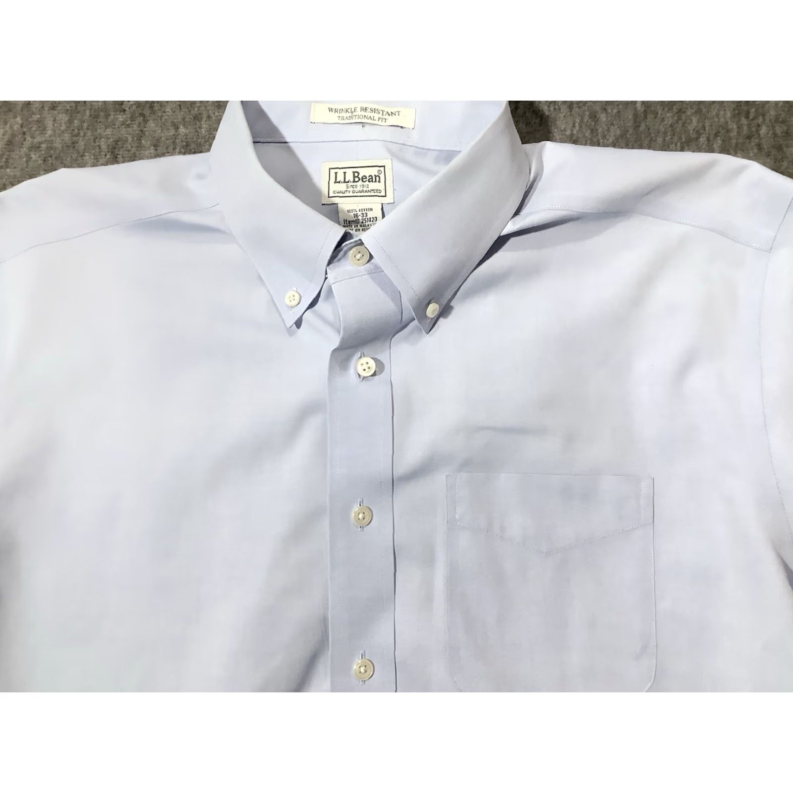 Vintage VINTAGE LL Bean Shirt Mens 16 Blue Wrinkle Resistant Long Sleeve Button Down Collar Classic 16-33 Casual Pockets Lightweight Cotton Button-Up Size US L / EU 52-54 / 3 - 2 Thumbnail