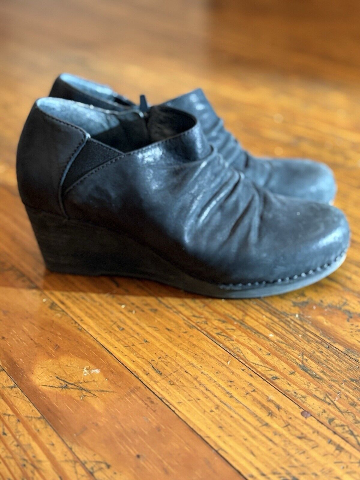 Dansko Dansko Suede Wedge Bootie 7.5 Size US 7.5 / IT 37.5 - 5 Thumbnail