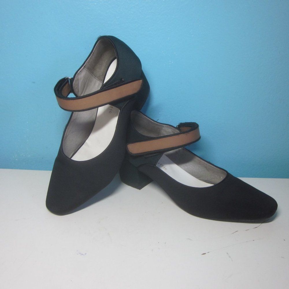 Orient Oriental Traffic Mary Janes Size L / 8 Size US 8 / IT 38 - 10 Thumbnail