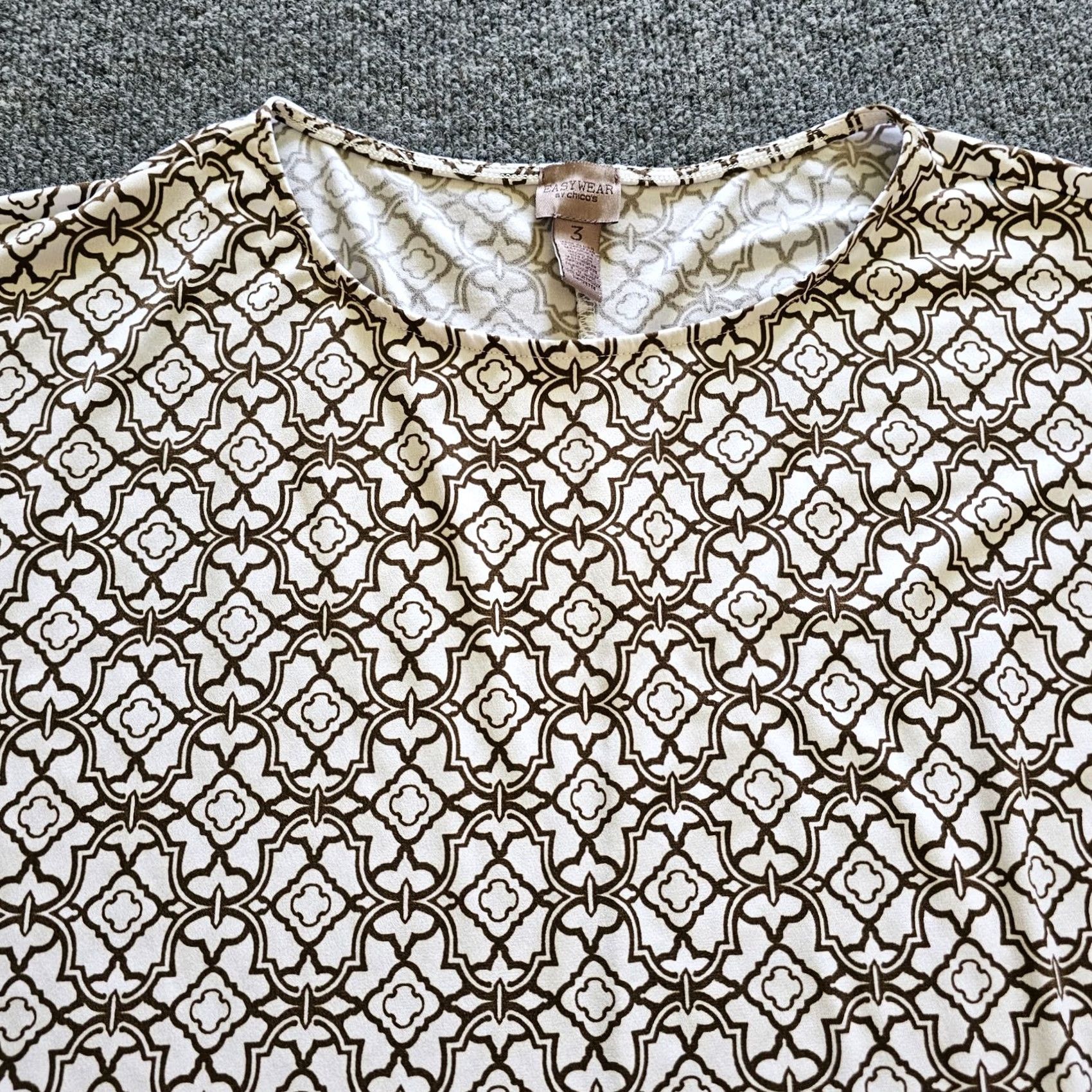 Vintage Chicos Easywear Top Shirt Womens XL White Geometric 3/4 Sleeve Stretch Casual Blouse Size XL / US 12-14 / IT 48-50 - 2 Thumbnail