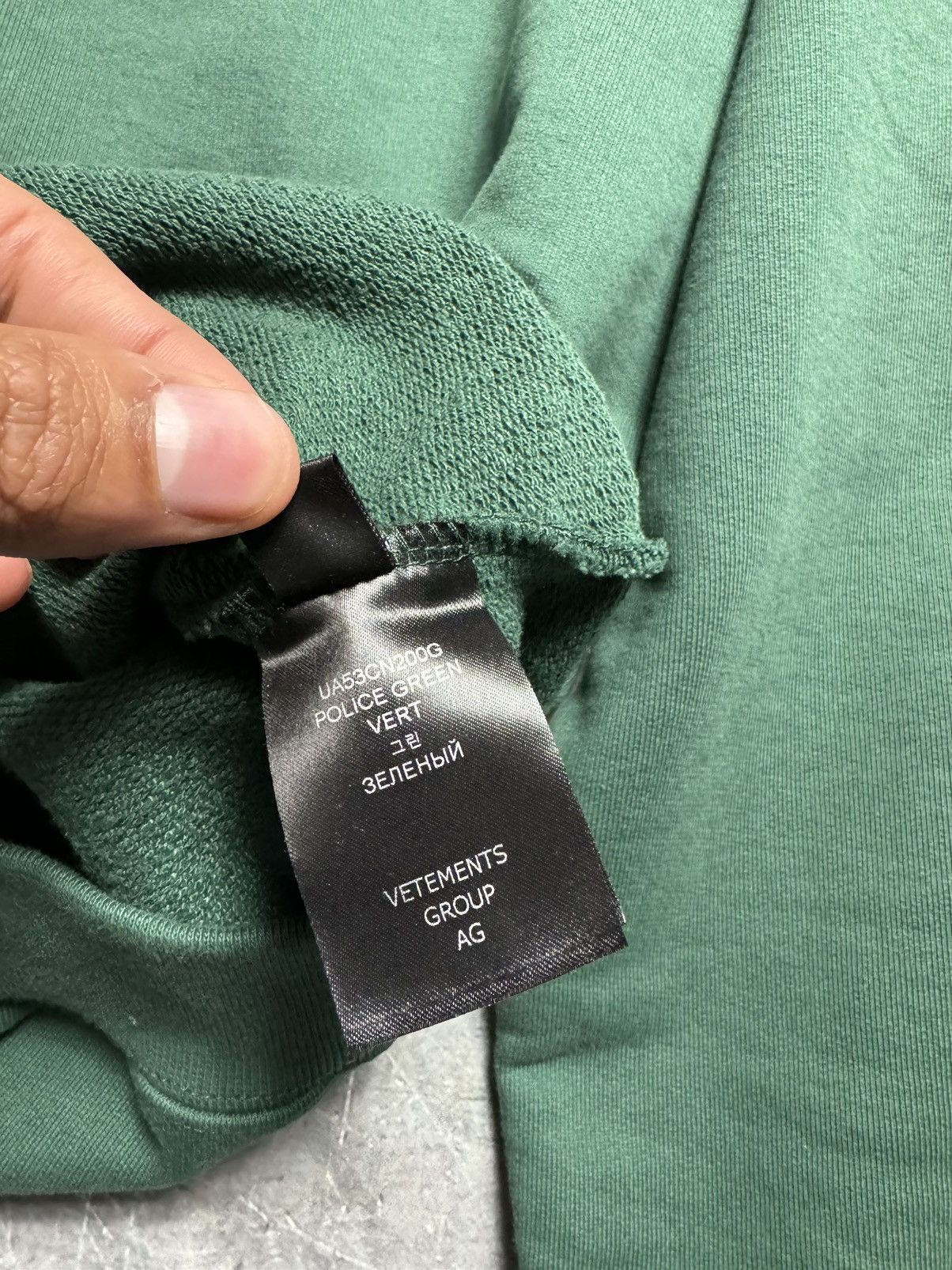 Vetements Vetements Polizei Crewneck Sweatshirt Size US M / EU 48-50 / 2 - 8 Thumbnail