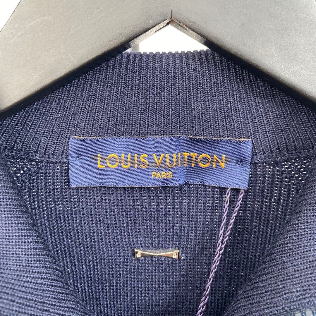 Louis Vuitton Louis Vuitton LV pocket embroidered letter-knit zip jacket Size US XS / EU 42 / 0 - 3 Thumbnail