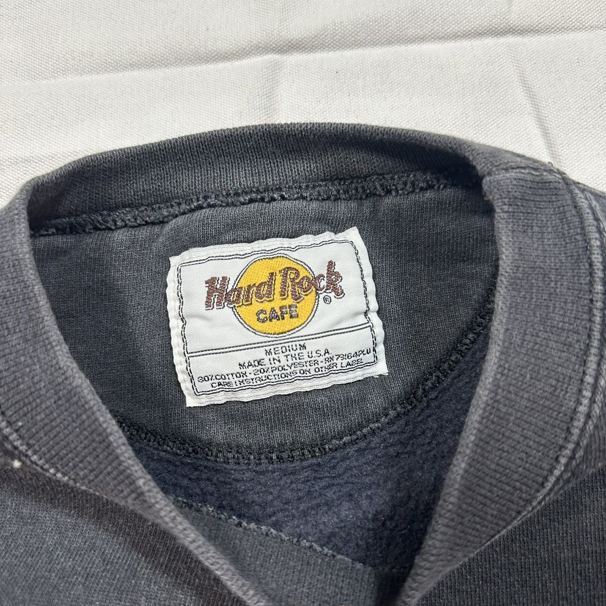 Hard Rock Cafe Black Hard Rock Cafe Crewneck Size US M / EU 48-50 / 2 - 2 Thumbnail