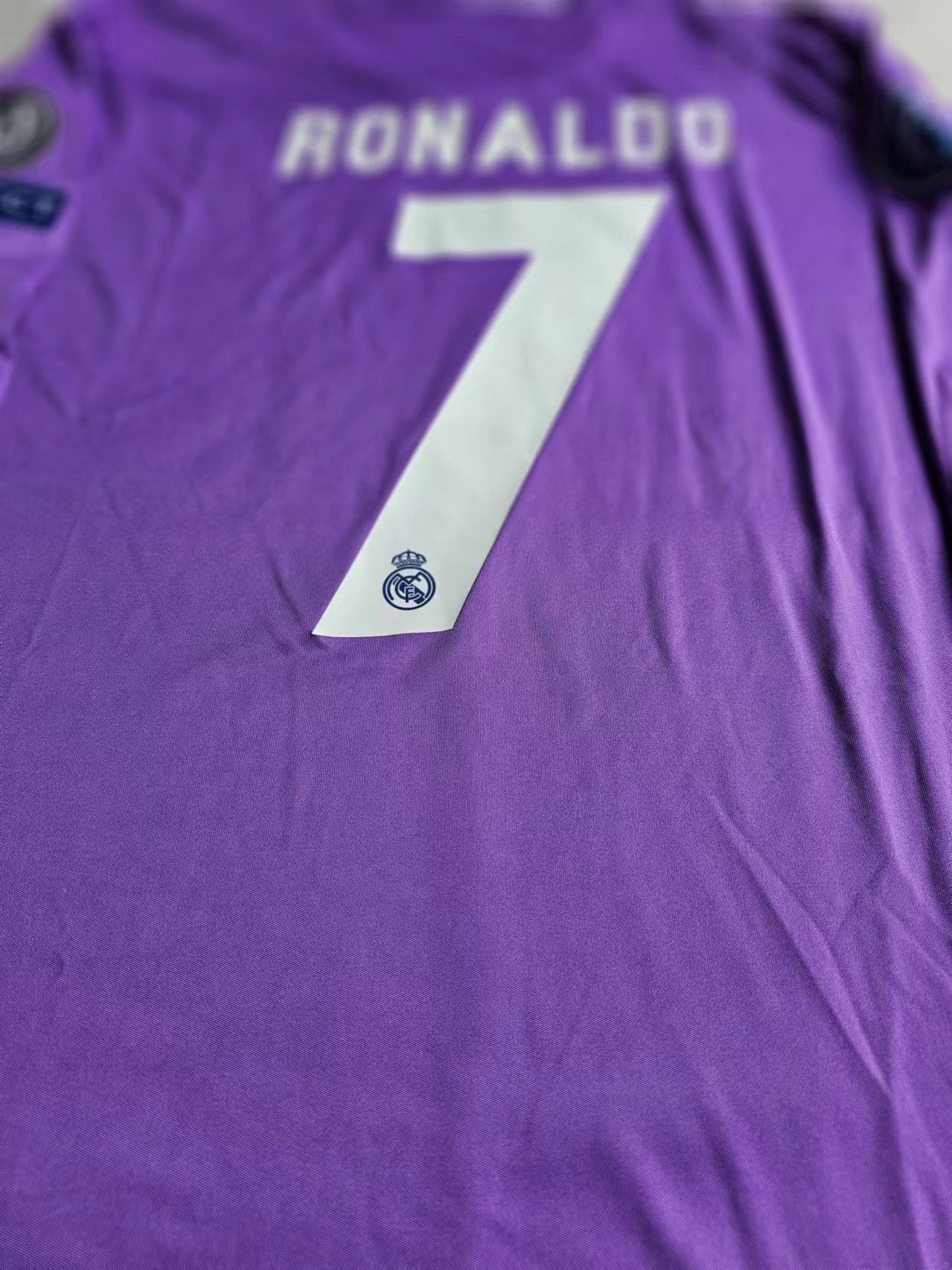 Other 2016 17 Real Madrid #7 C Ronaldo Jersey Size US XL / EU 56 / 4 - 4 Thumbnail